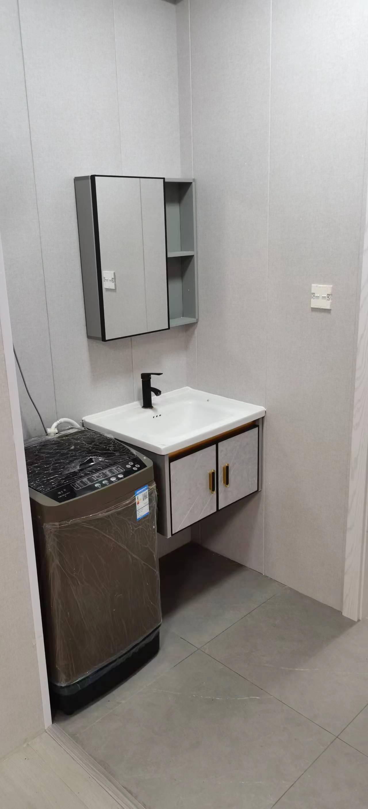 源兴花苑南区 1室1厅1卫 68m&sup2;
