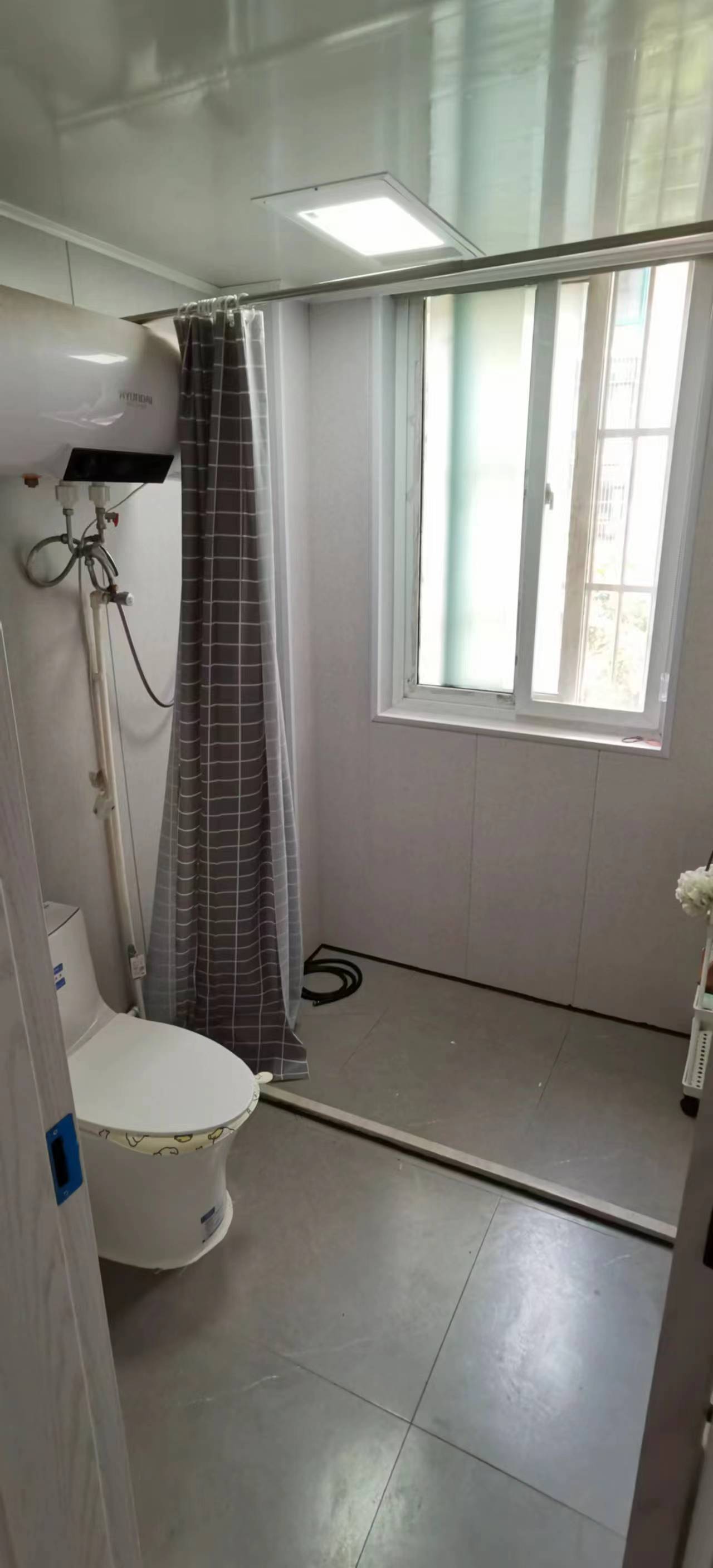 源兴花苑南区 1室1厅1卫 68m&sup2;