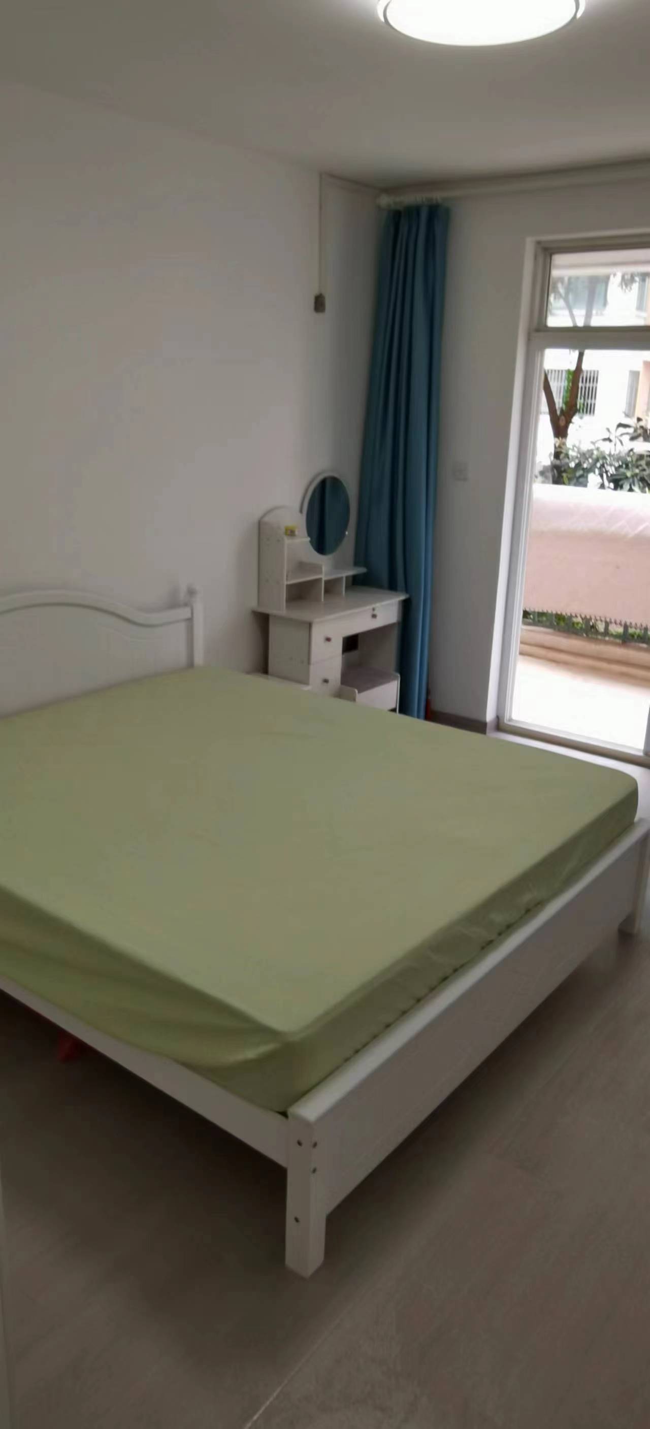 源兴花苑南区 1室1厅1卫 68m&sup2;