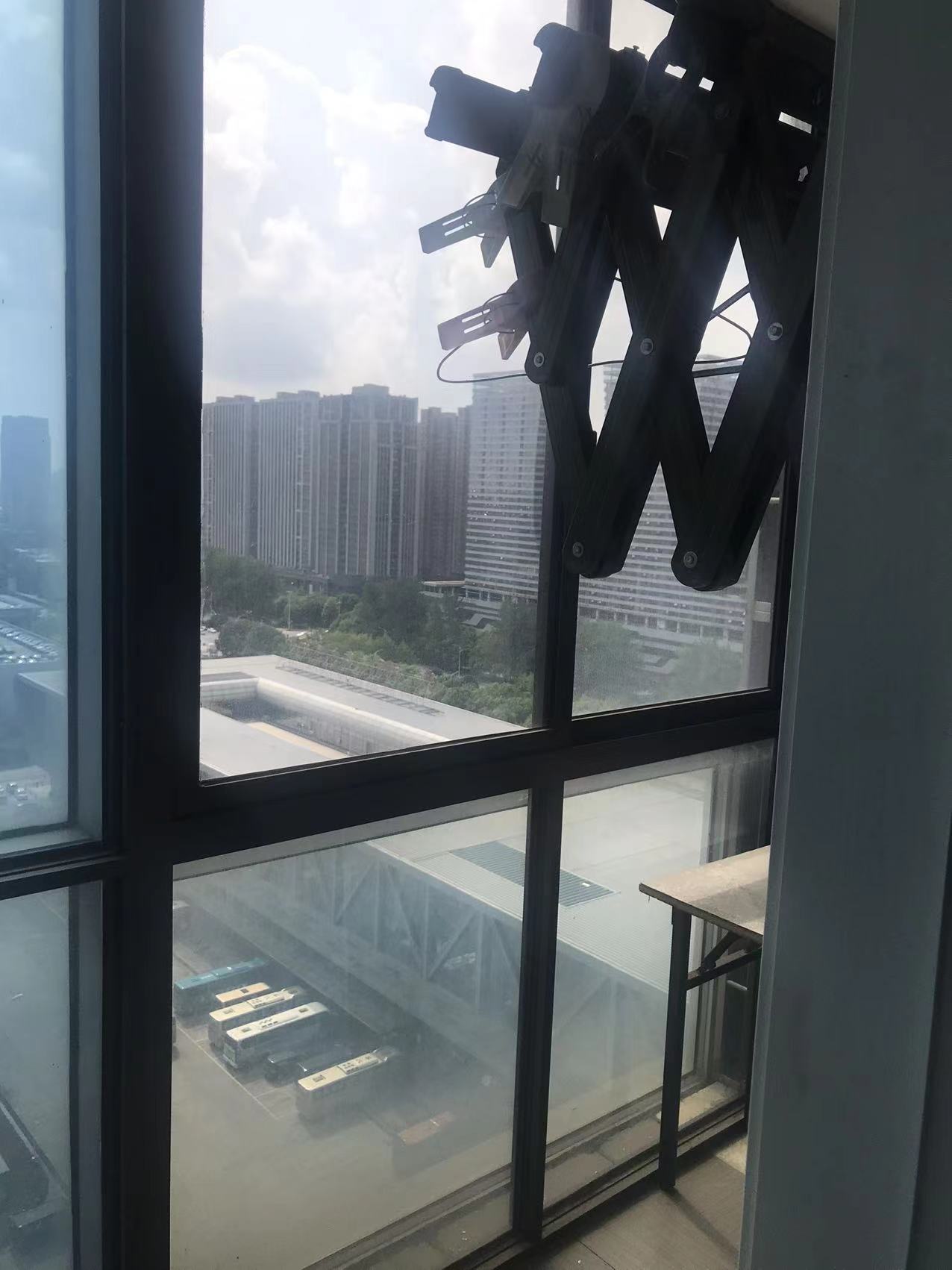 涌鑫八达通广场 1室1厅1卫 30m&sup2;