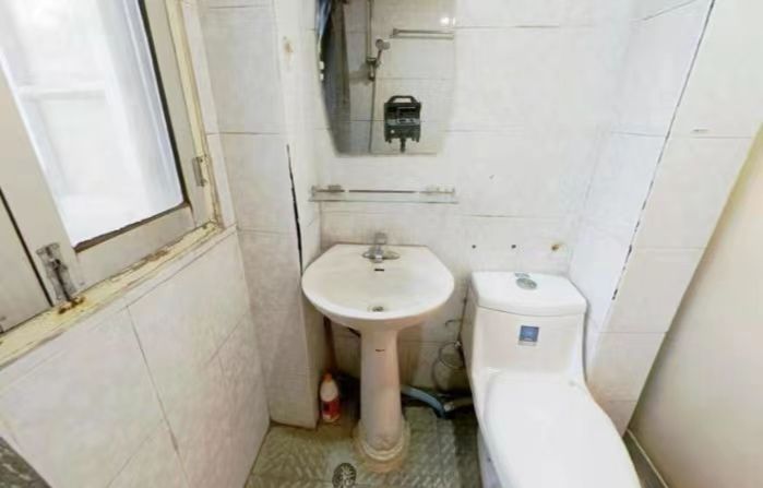 板桥东村 2室1厅1卫 65m&sup2;