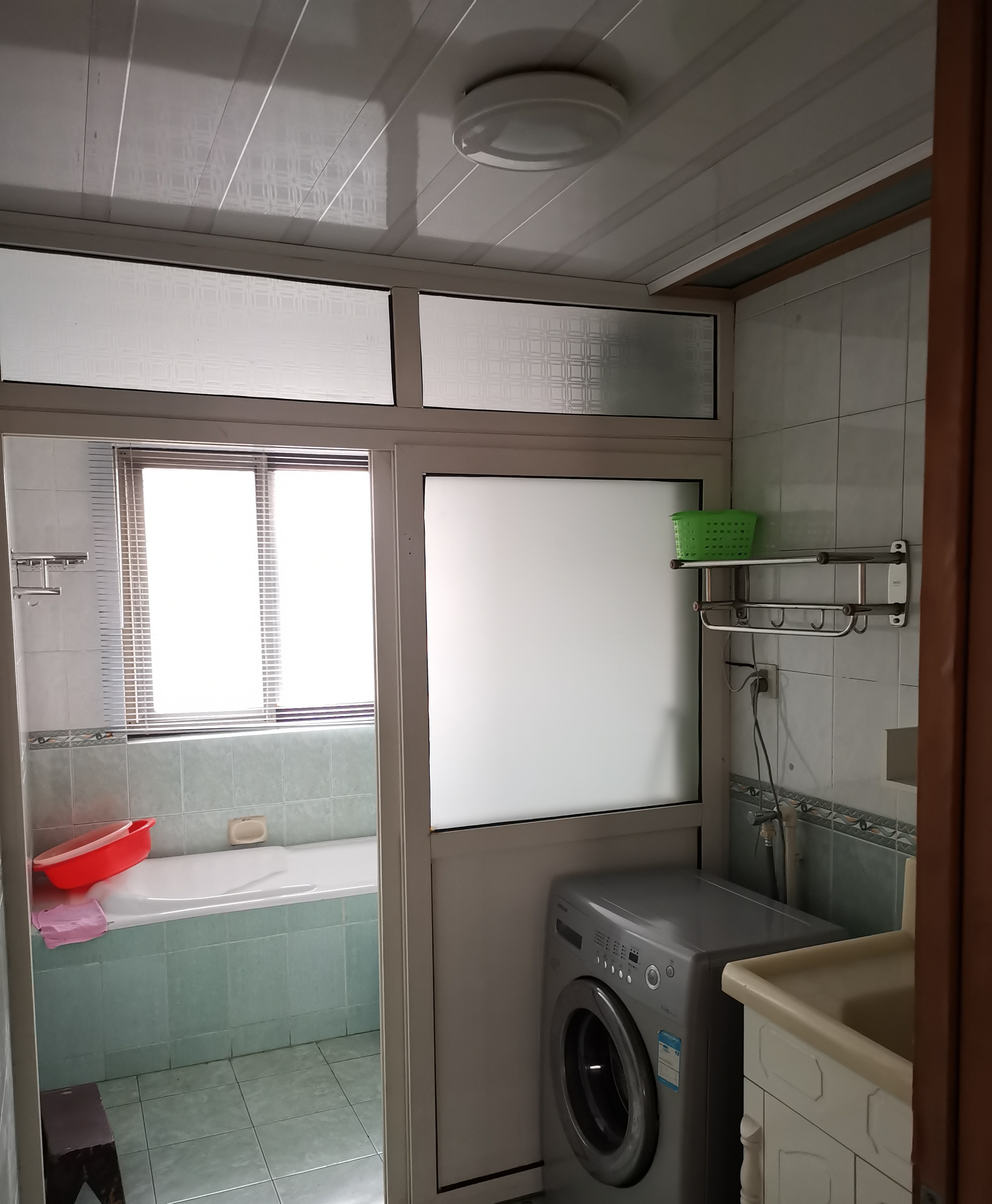 威美公寓 4室2厅2卫 154m&sup2;