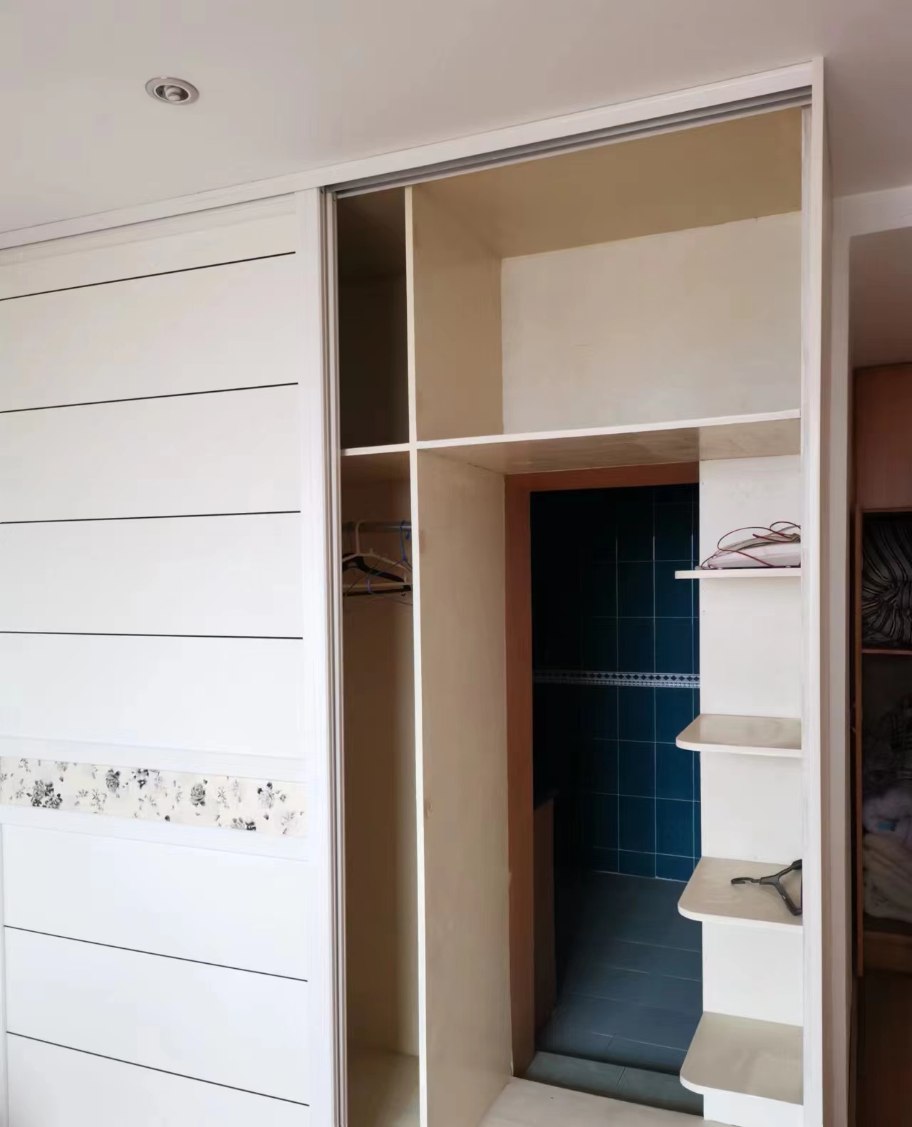 威美公寓 4室2厅2卫 154m&sup2;