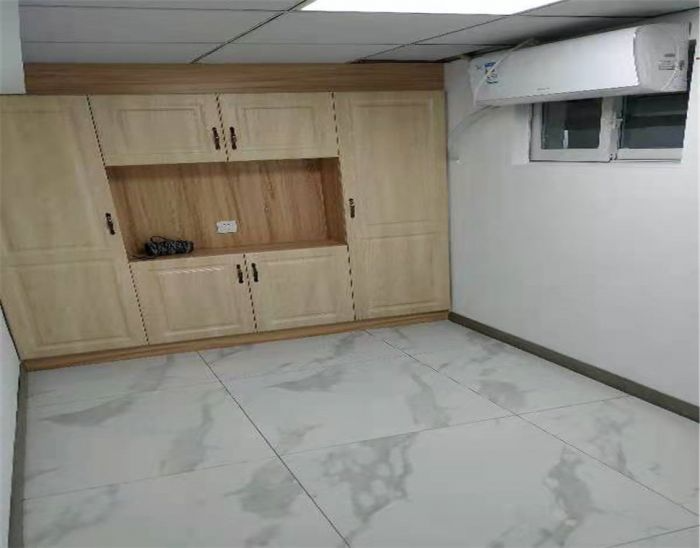 永和大厦 7室1厅1卫 280.00m²