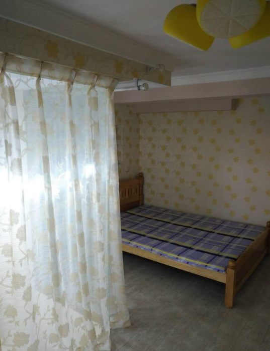 鸿运大厦 2室1厅1卫 71m&sup2;