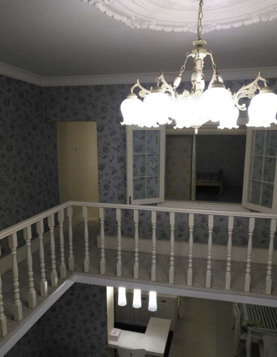鸿运大厦 2室1厅1卫 71m&sup2;