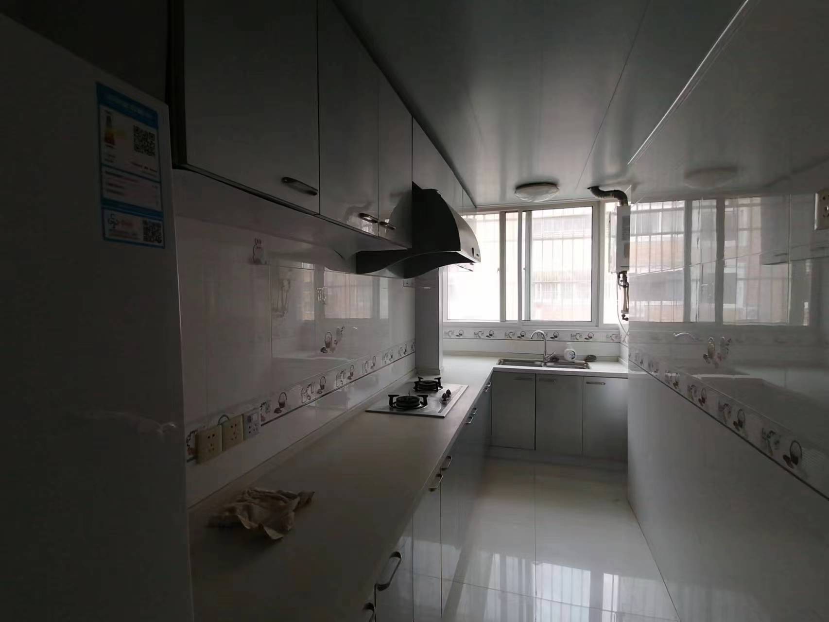滨江花园 3室2厅1卫 101.00m&sup2;