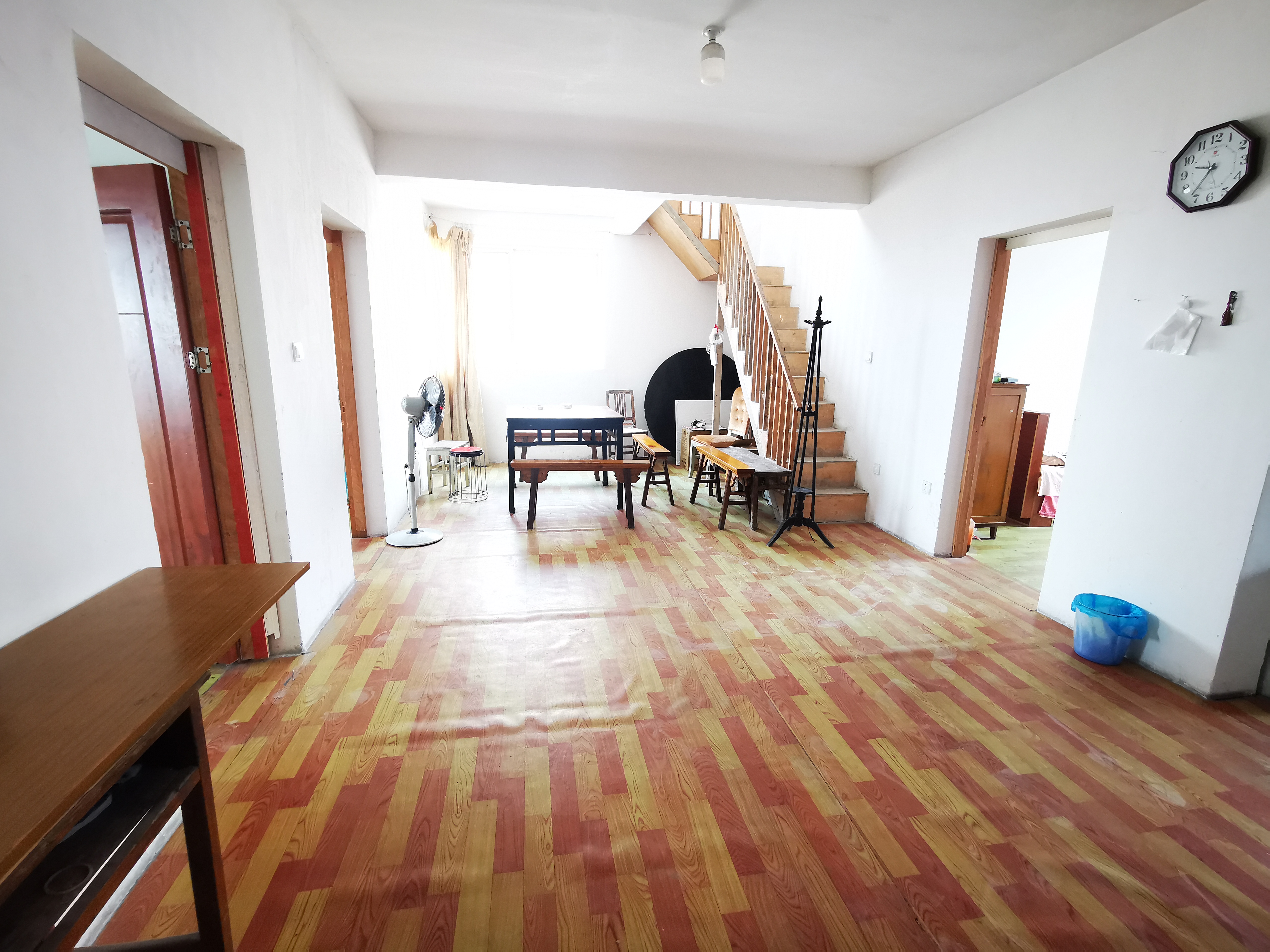 天熹苑 6室2厅2卫 209m²