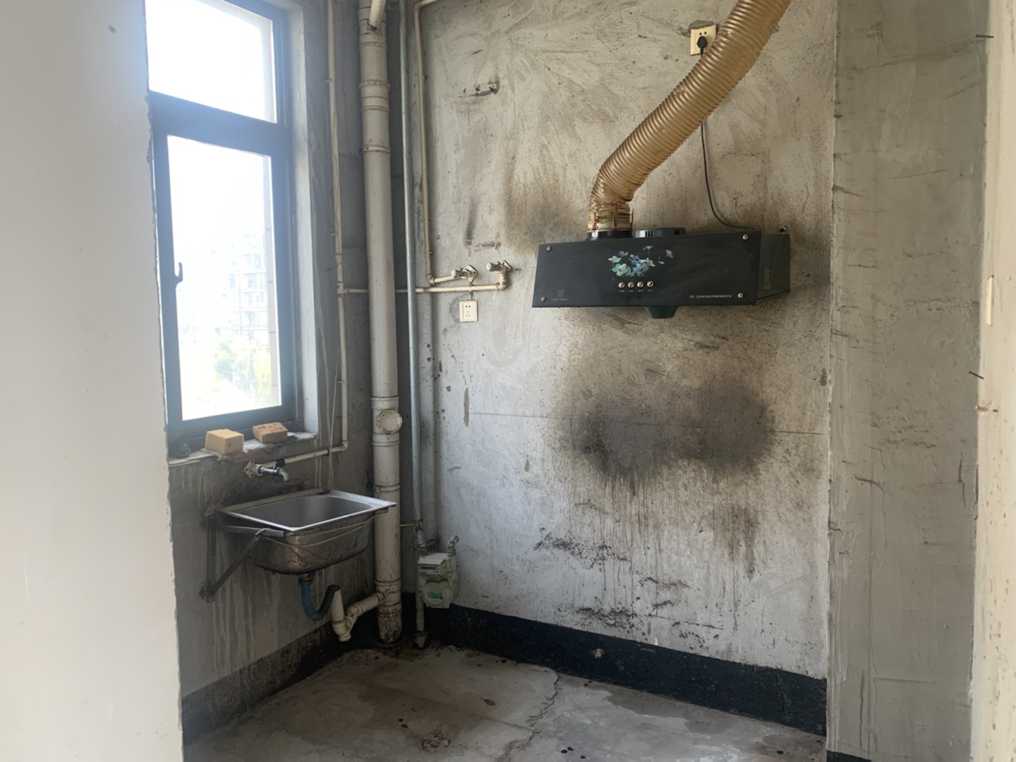 银河湾 3室2厅1卫 93m&sup2;