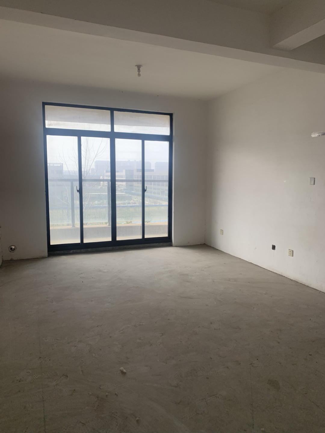 银河湾 3室2厅1卫 93m&sup2;
