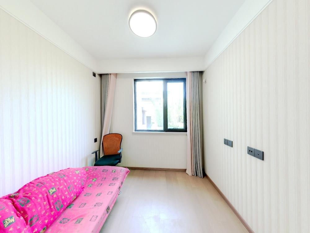 龙湖天宸源著 3室1厅1卫 97.54m&sup2;