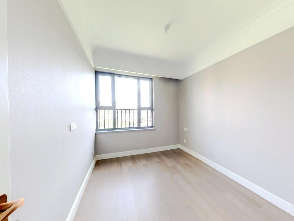 绿城桂语江南 3室2厅2卫 130m&sup2;