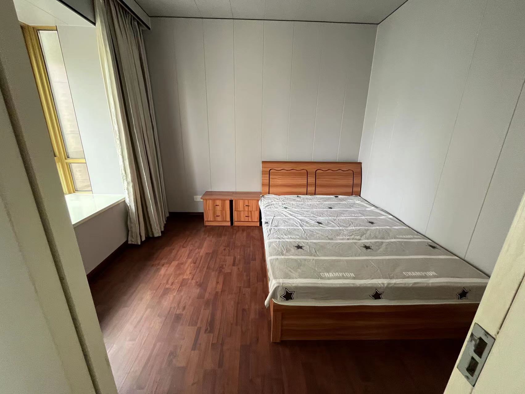 尚海湾 3室2厅1卫 145.00m&sup2;