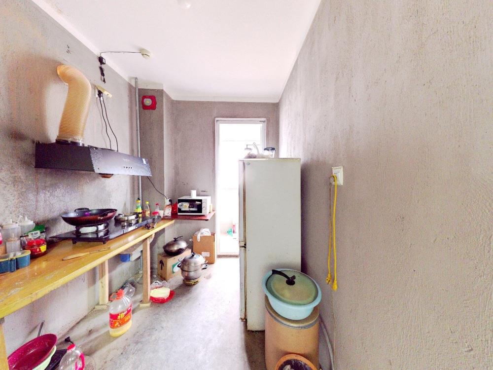 幸福怡居 3室2厅1卫 128m&sup2;