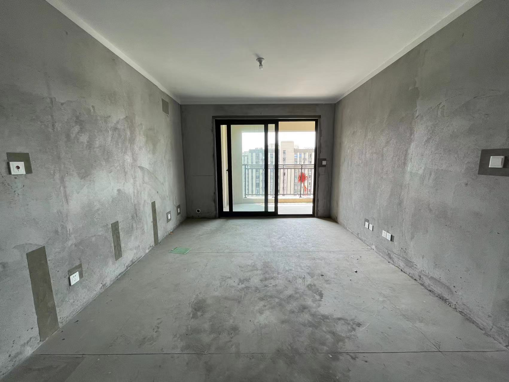 观澜台 3室2厅2卫 102m&sup2;