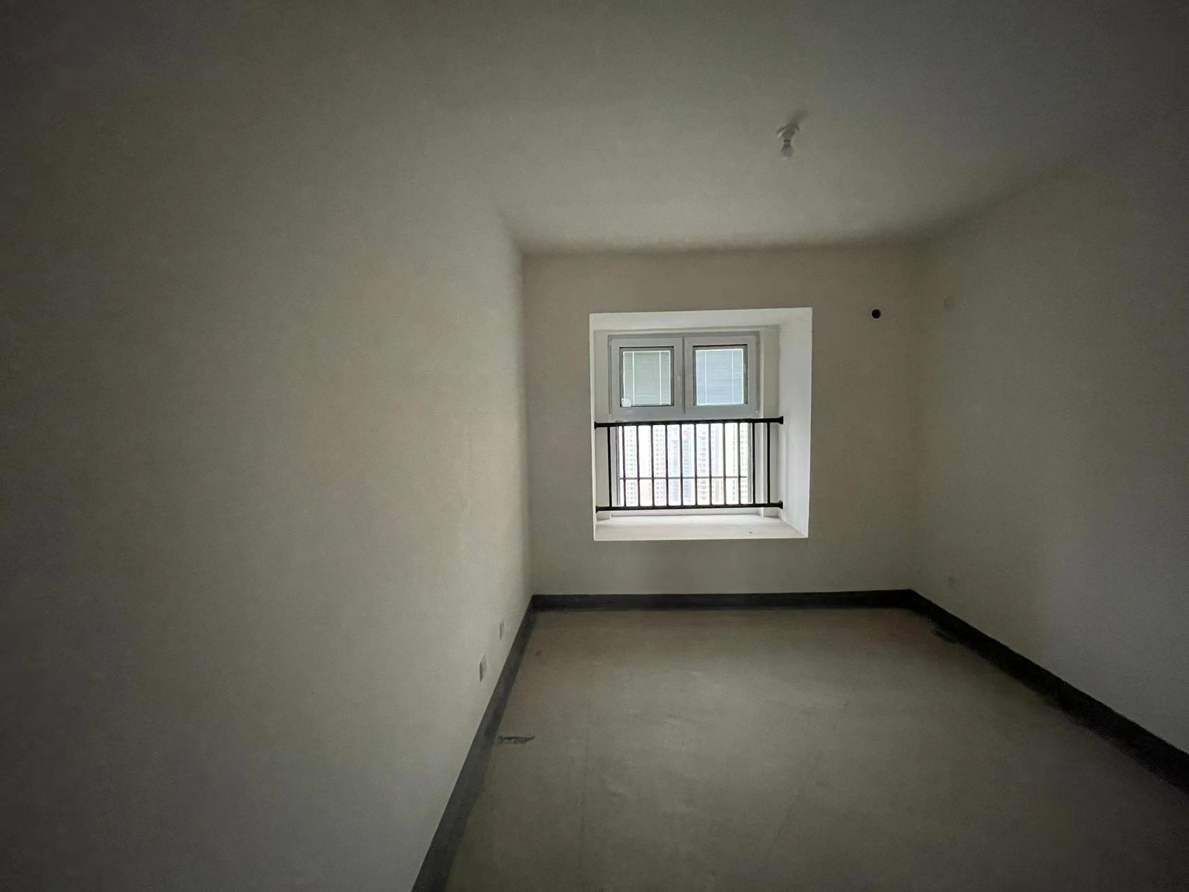 世茂九龙庭 4室2厅2卫 144m&sup2;