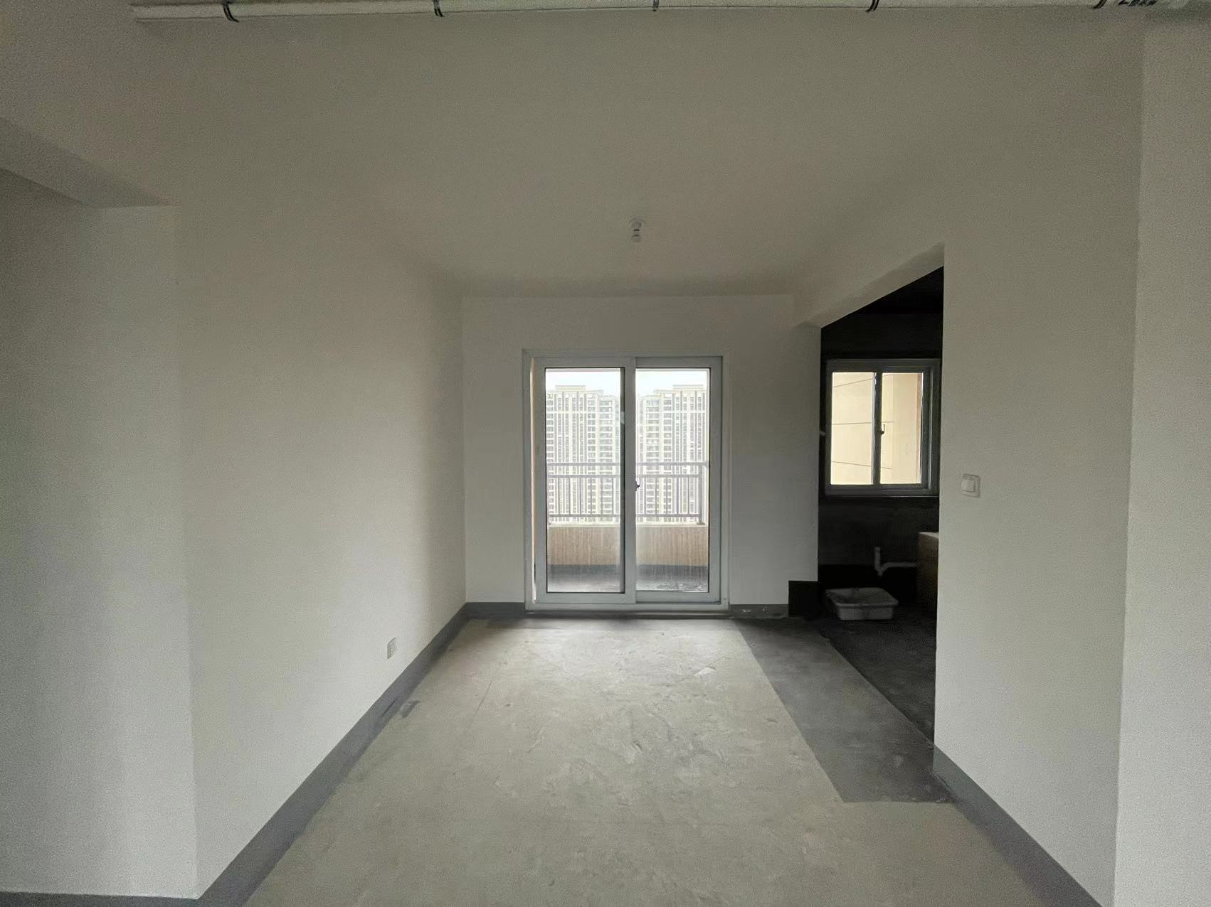 世茂九龙庭 4室2厅2卫 144m&sup2;