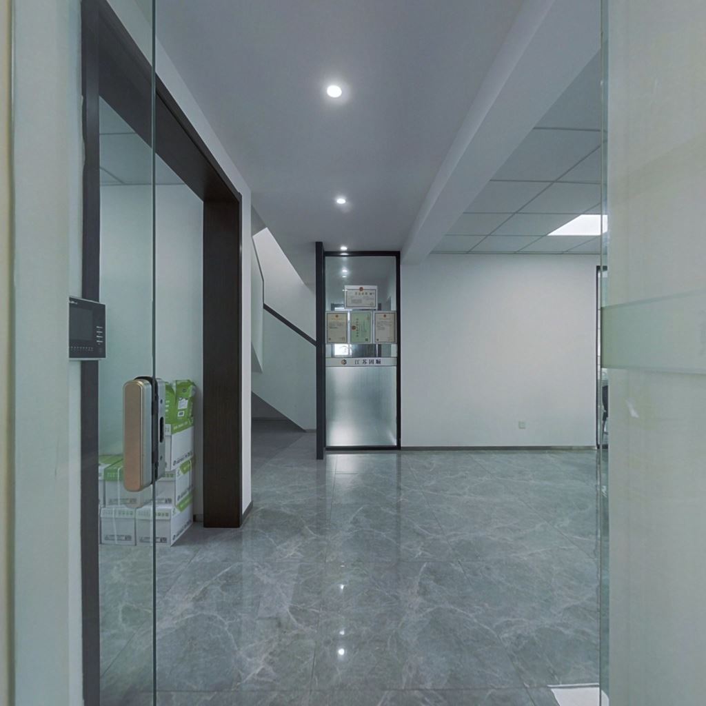 银洲&middot;皇家花园 4室2厅2卫 257.69m&sup2;