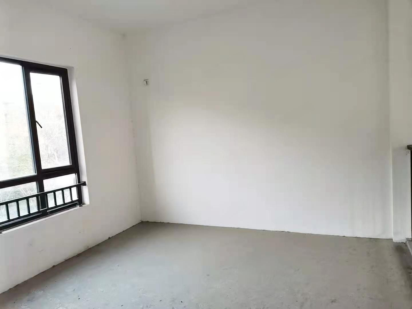 盛和九里香堤一期 5室3厅3卫 358m&sup2;
