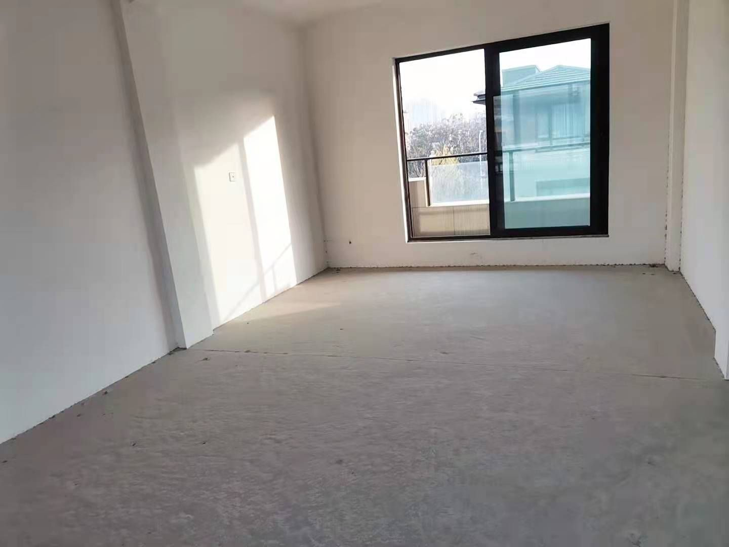 盛和九里香堤一期 5室3厅3卫 358m&sup2;
