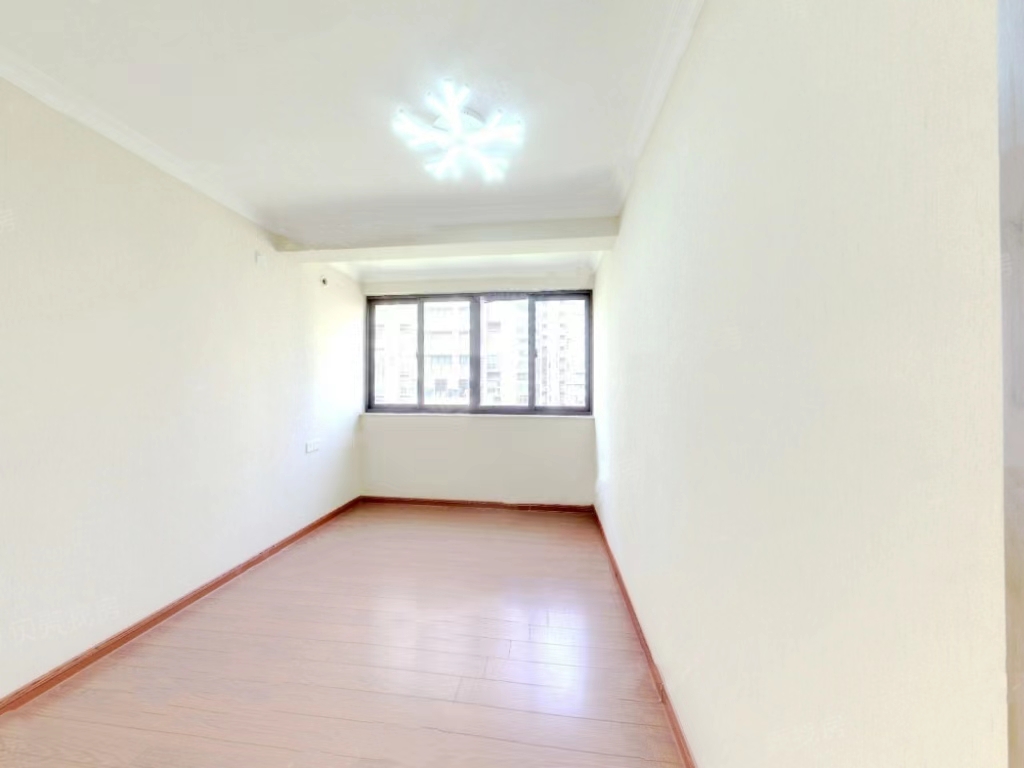 南通碧桂园翡翠华府 4室2厅2卫 143.00m&sup2;