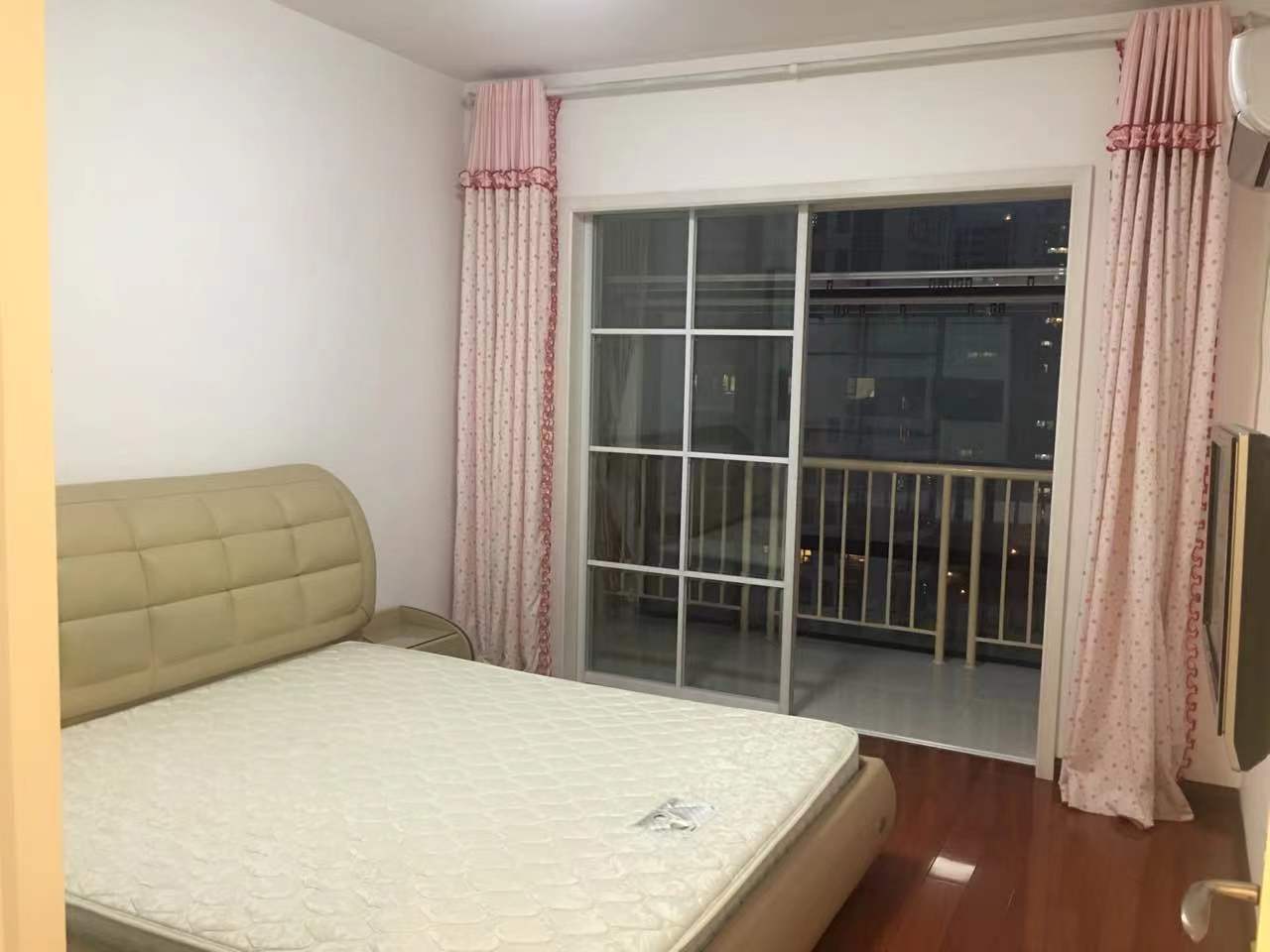 中南世纪城南区 2室2厅1卫 120m&sup2;