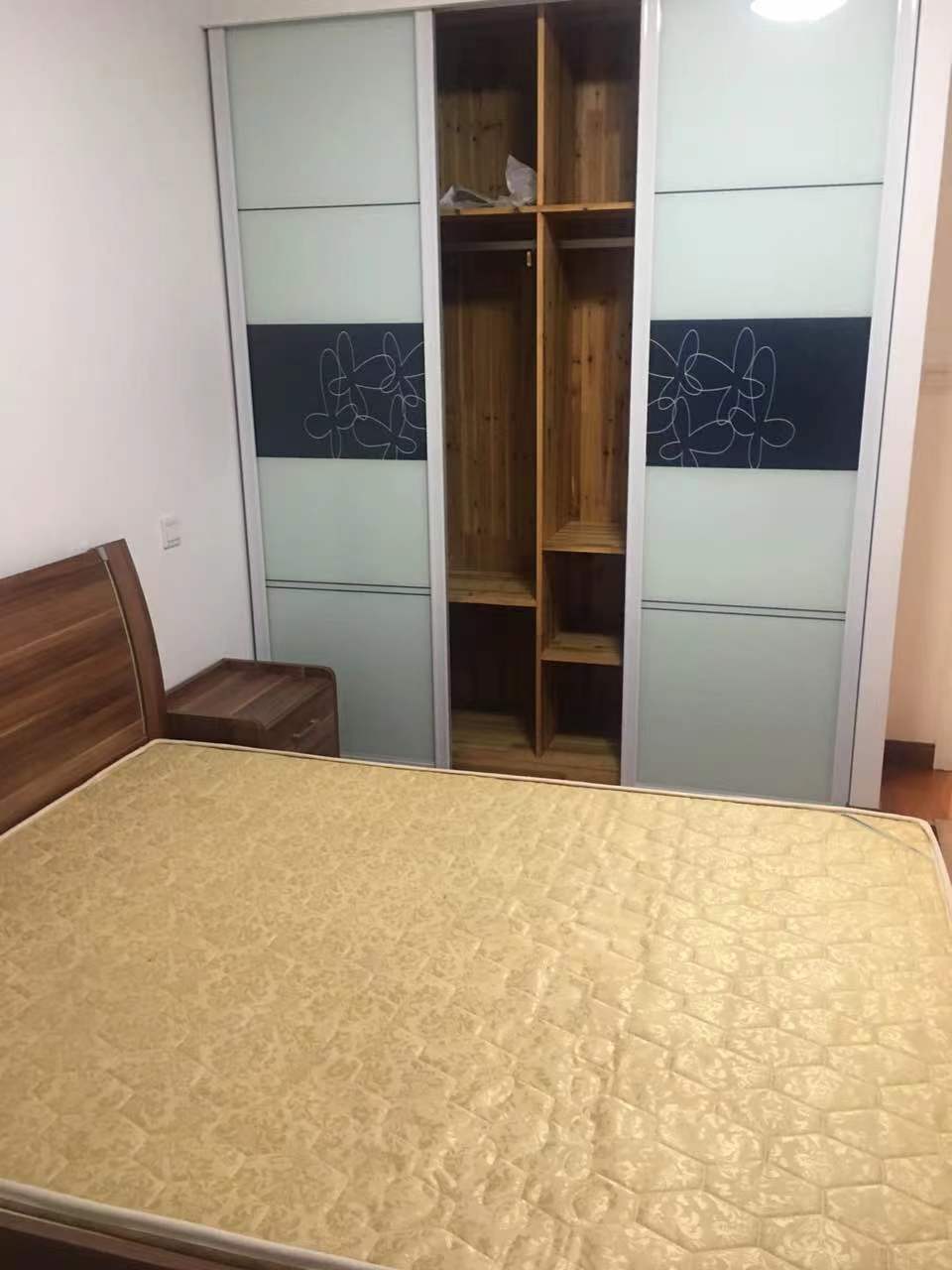 中南世纪城南区 2室2厅1卫 120m&sup2;