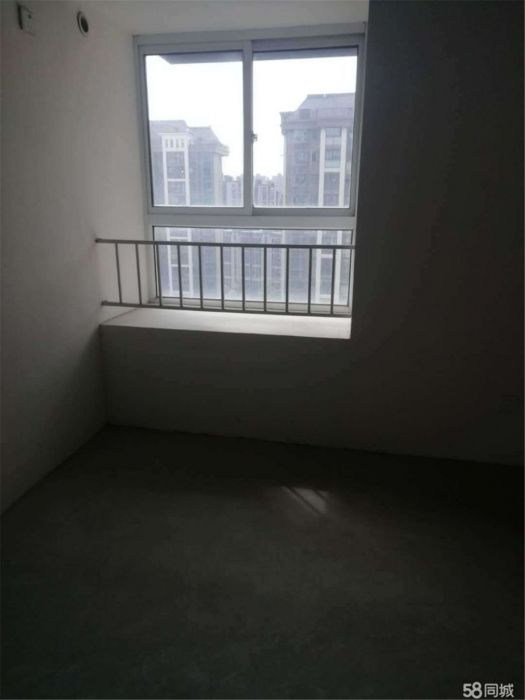 尚海城 4室2厅2卫 150m&sup2;