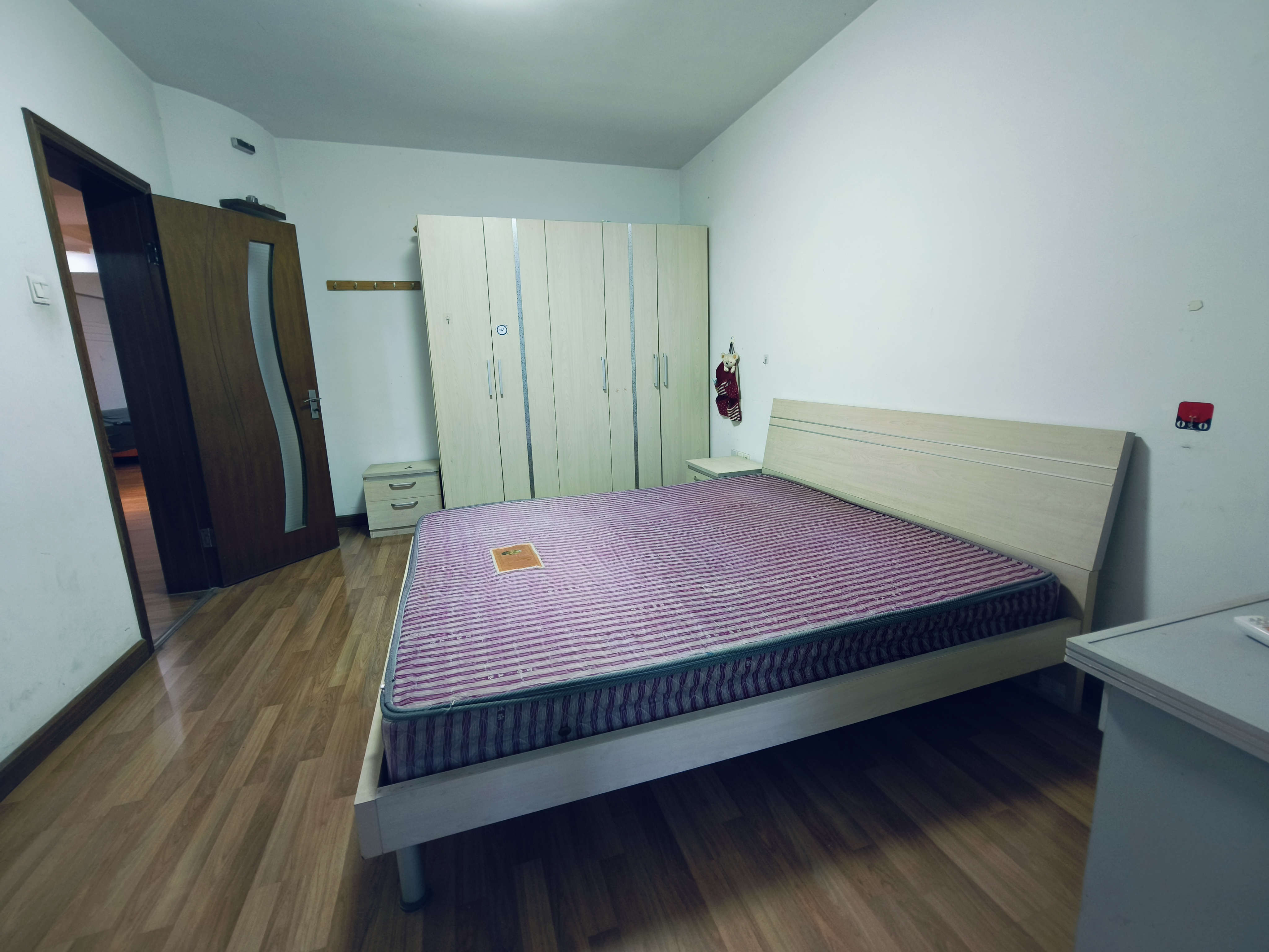 银花苑 4室2厅2卫 167.00m&sup2;