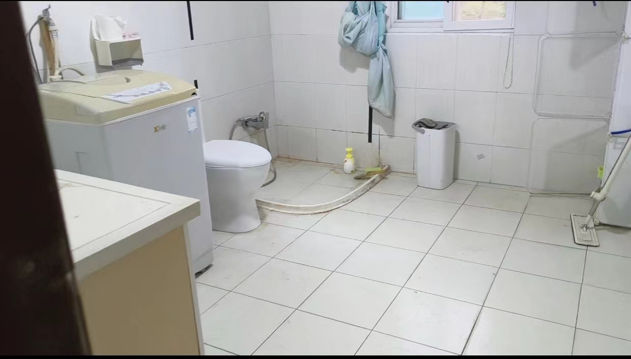银花苑 4室2厅2卫 167.00m&sup2;