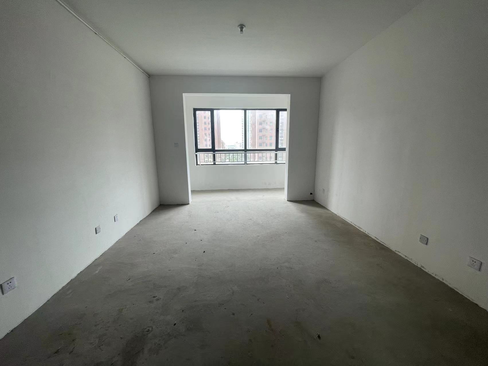 华山花苑六期 3室2厅2卫 124.67m&sup2;
