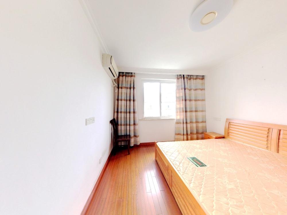 越江新村 4室2厅2卫 144.62m&sup2;