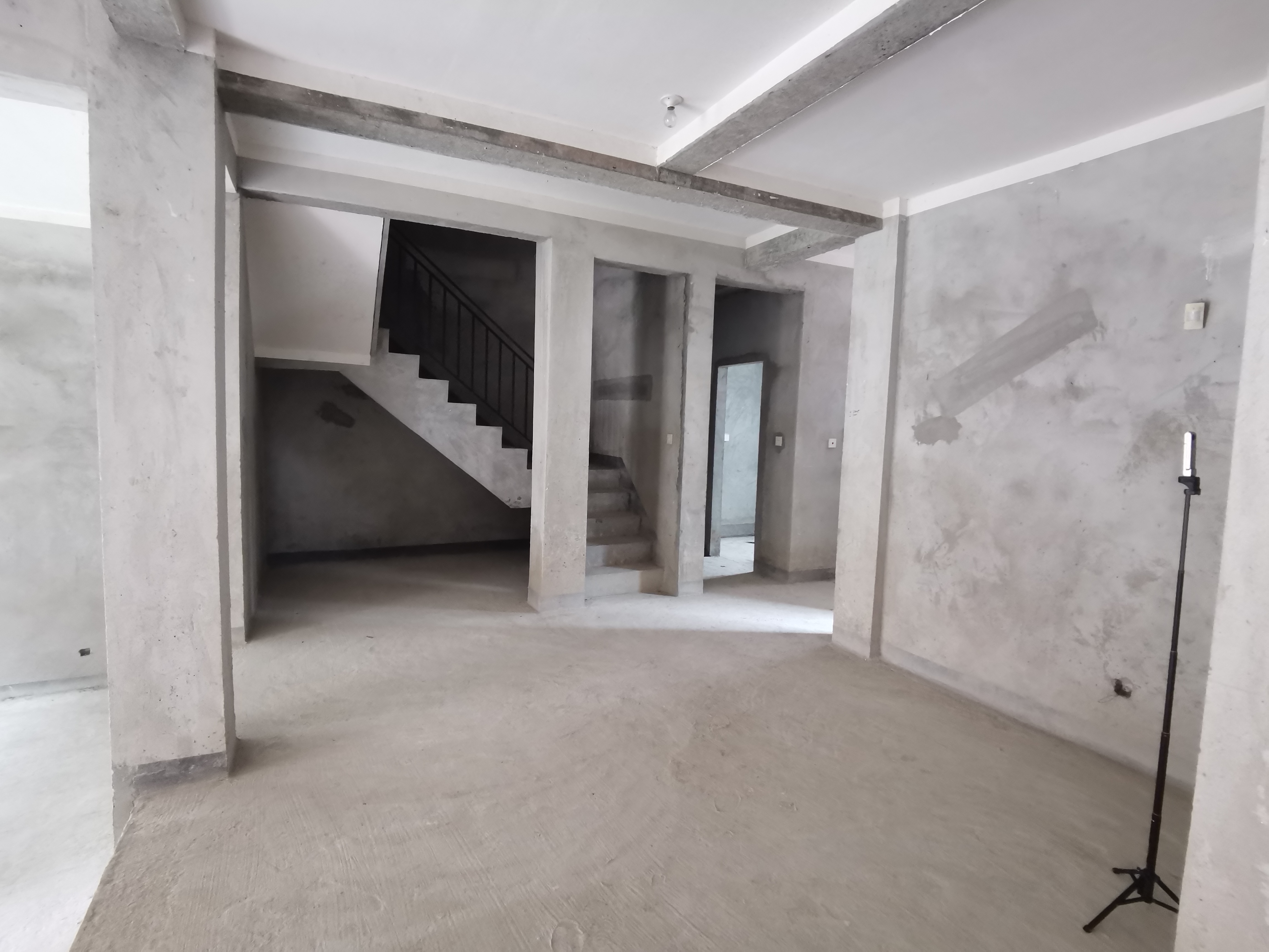 江海艺墅 4室2厅2卫 176.00m²