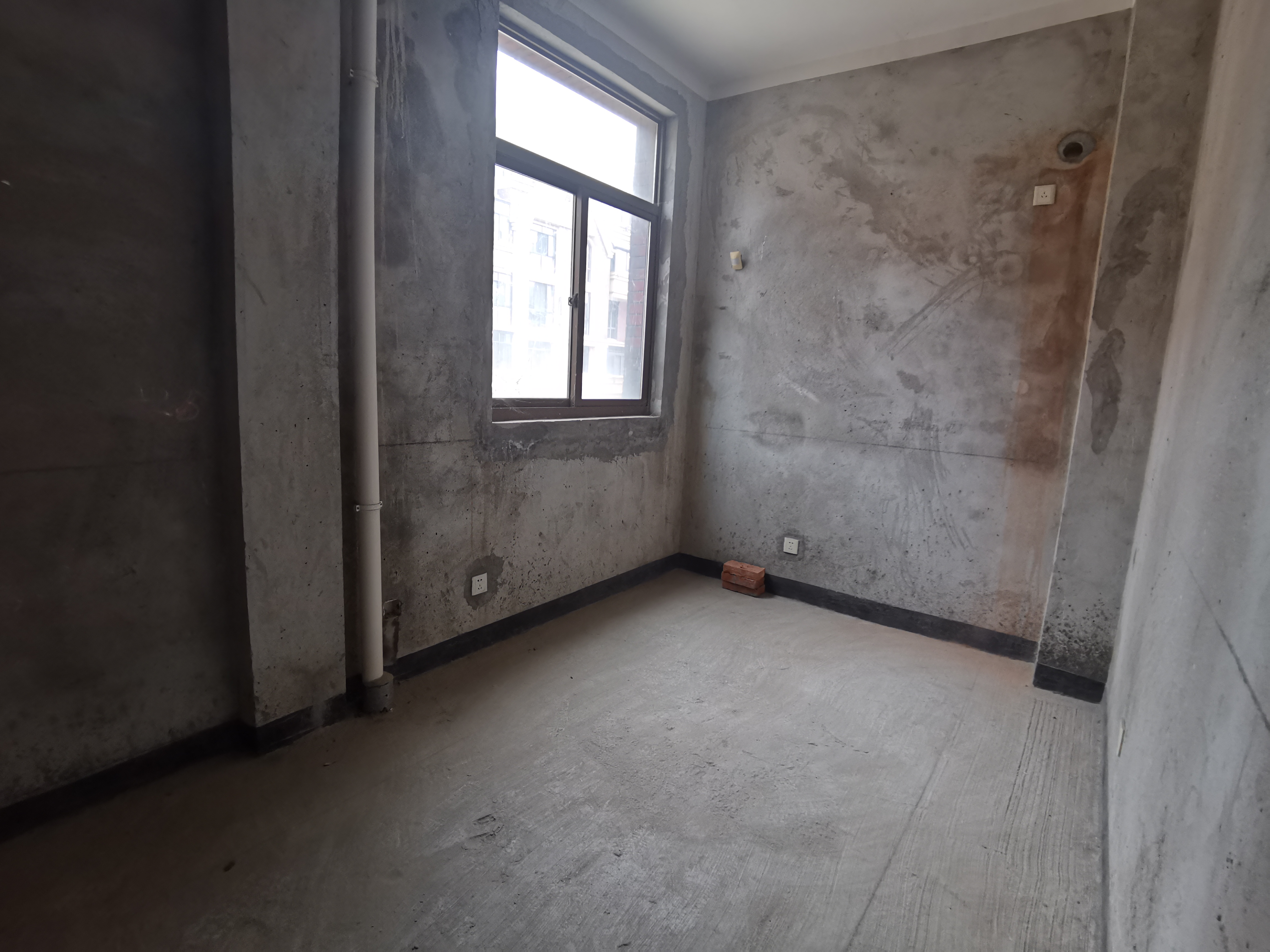 江海艺墅 4室2厅2卫 176.00m²