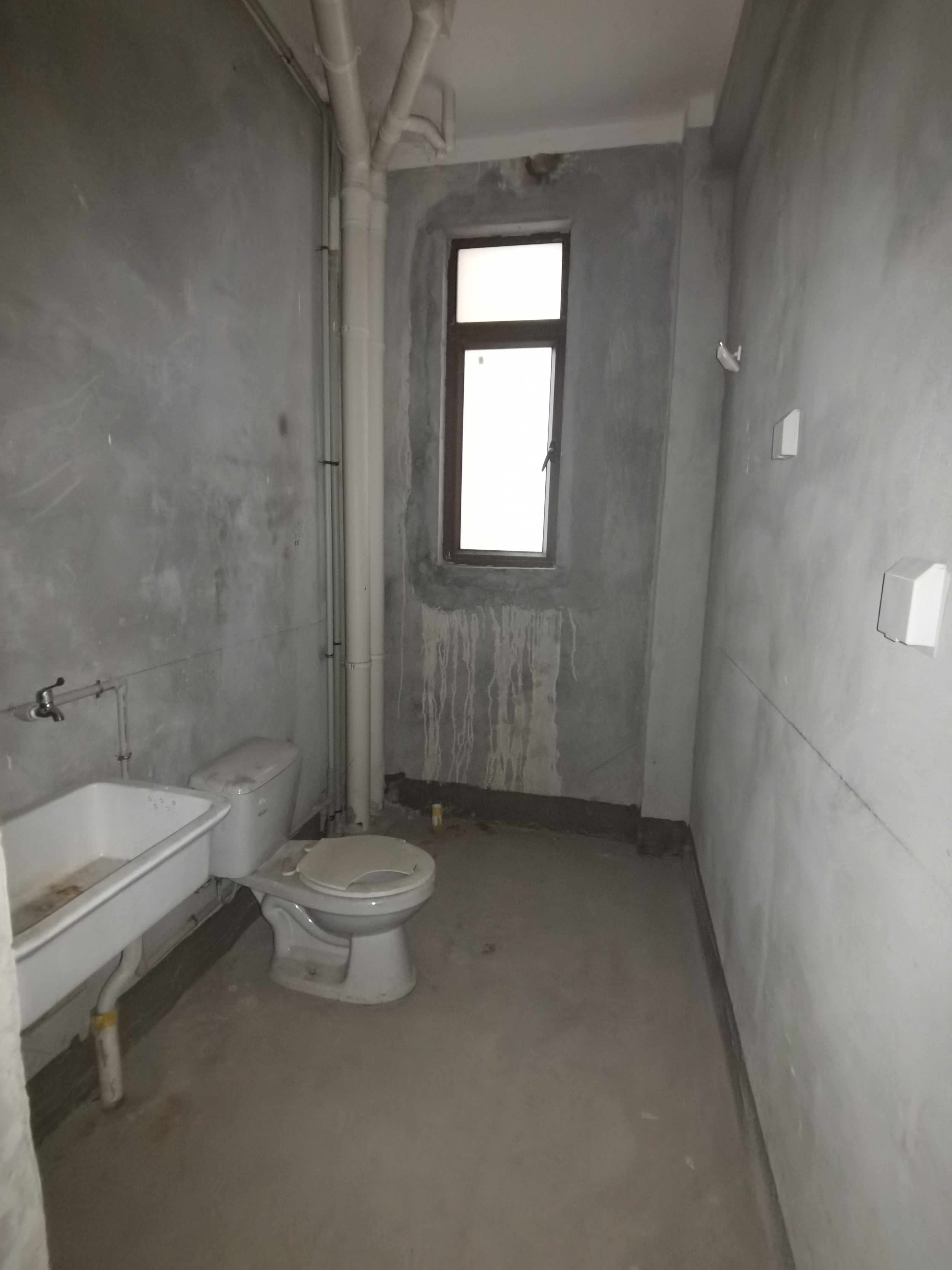 江海艺墅 4室2厅2卫 176.00m²