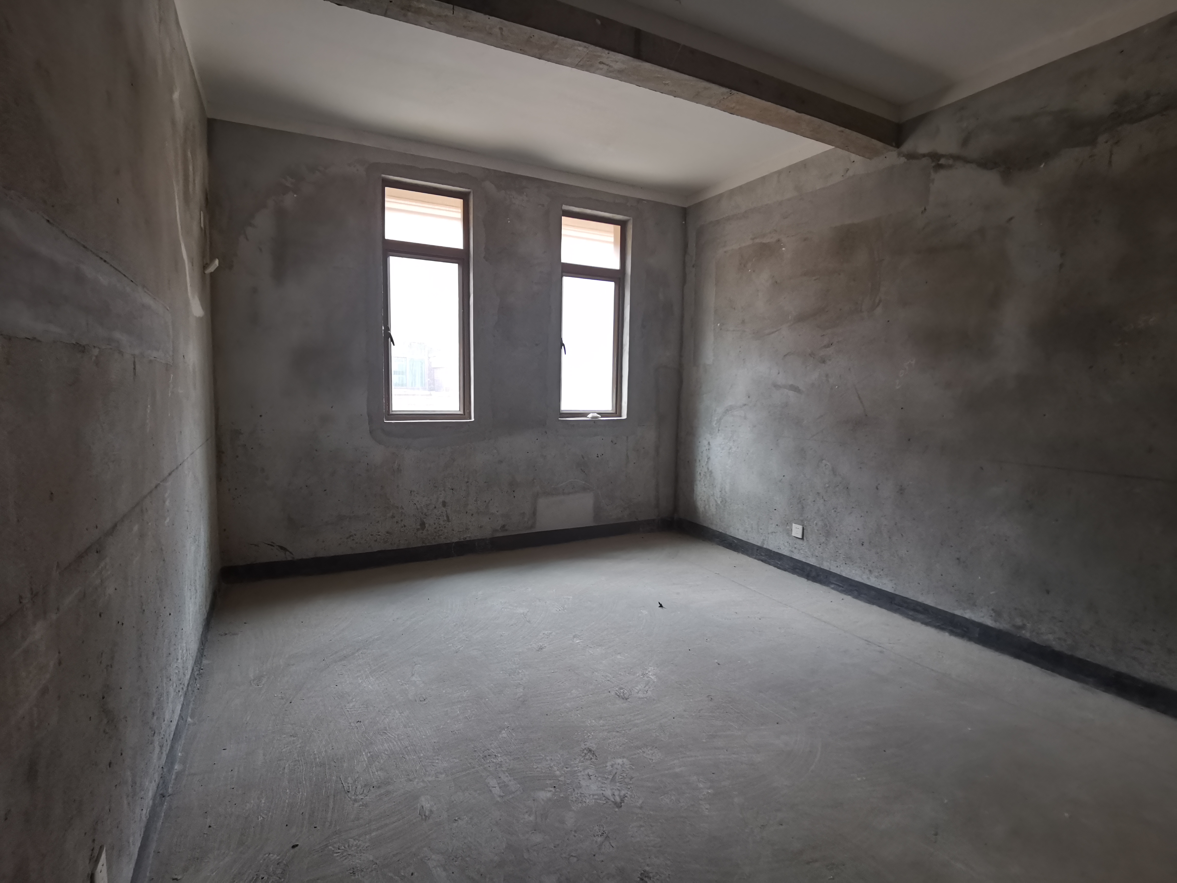 江海艺墅 4室2厅2卫 176.00m²