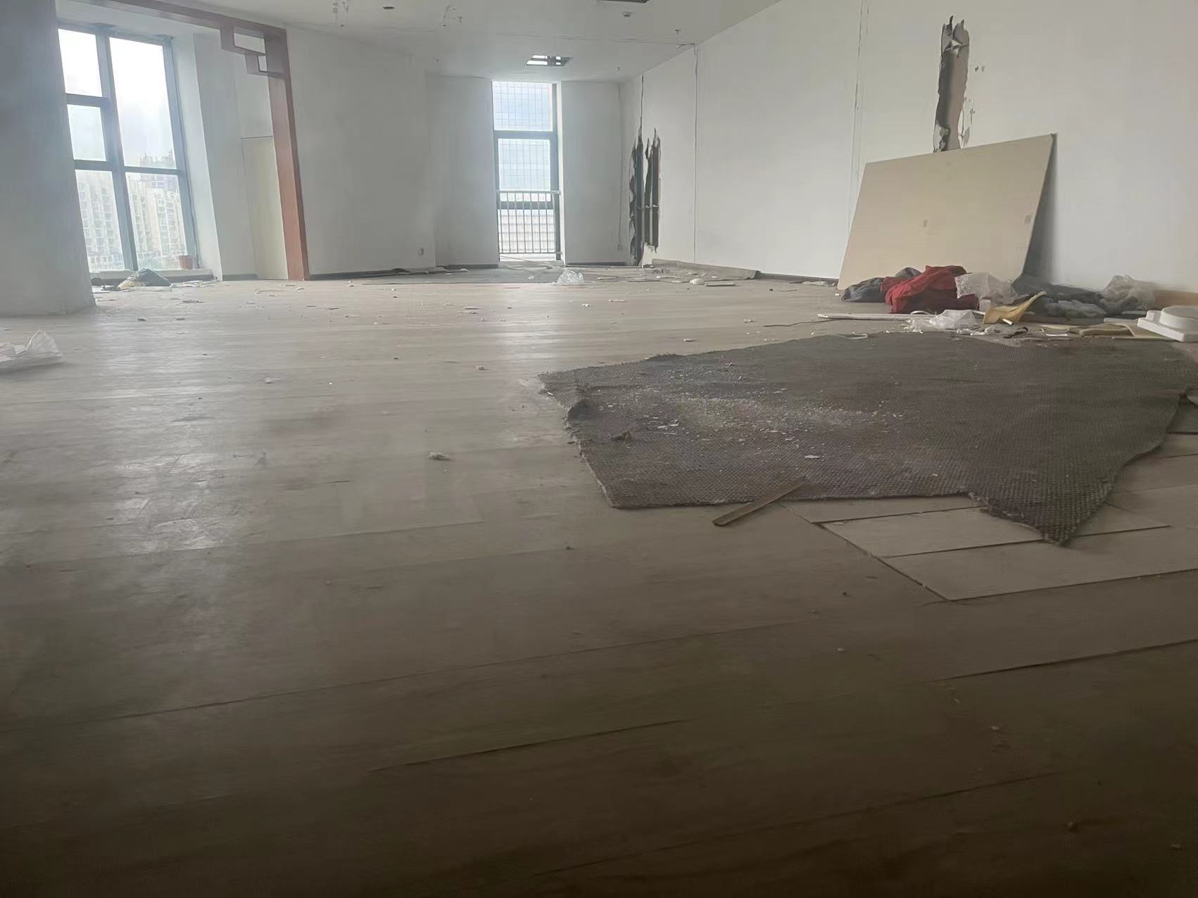鸿运大厦 0室1厅1卫 40.42m²