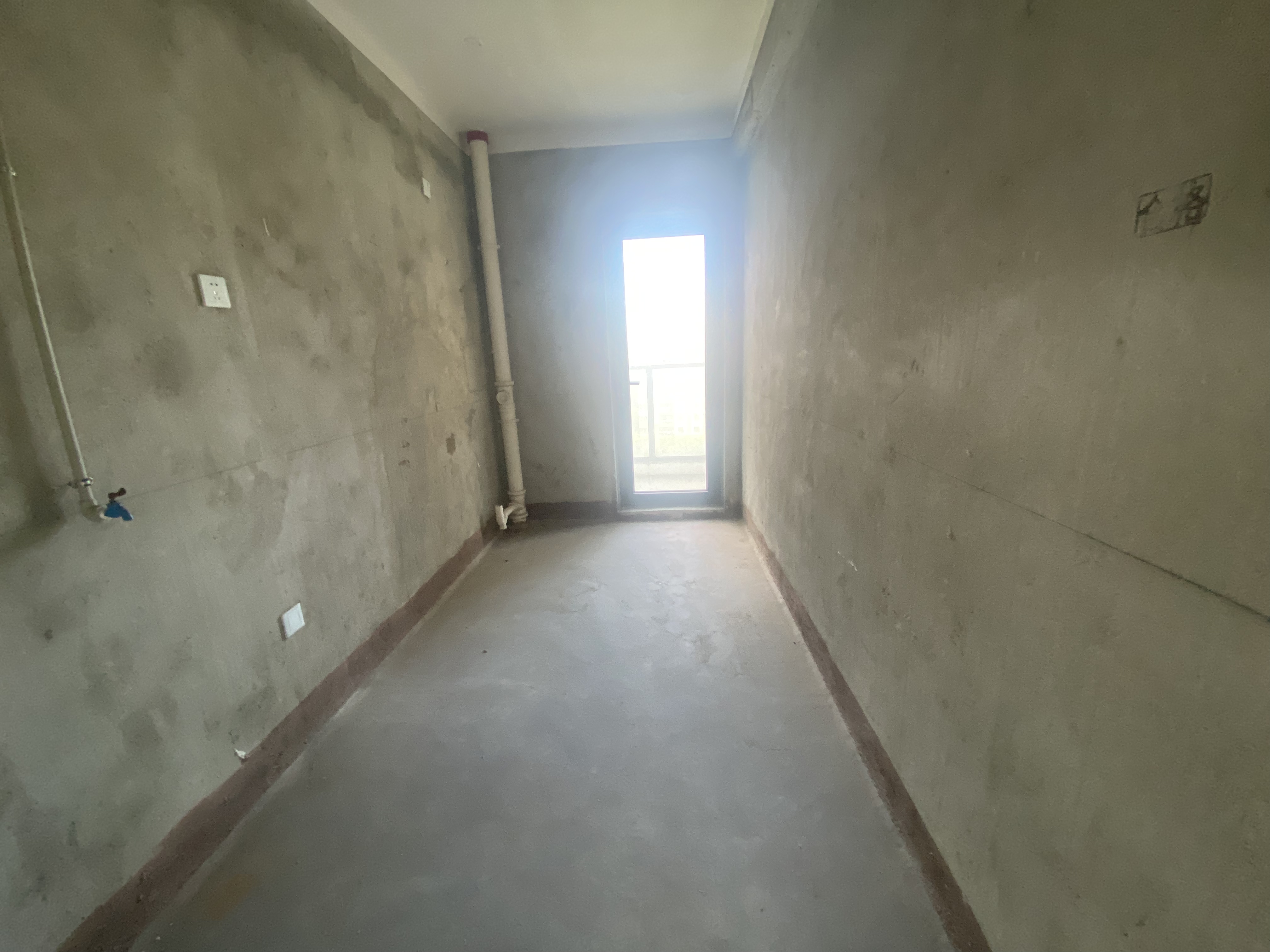 湖畔天下 3室2厅2卫 130m&sup2;