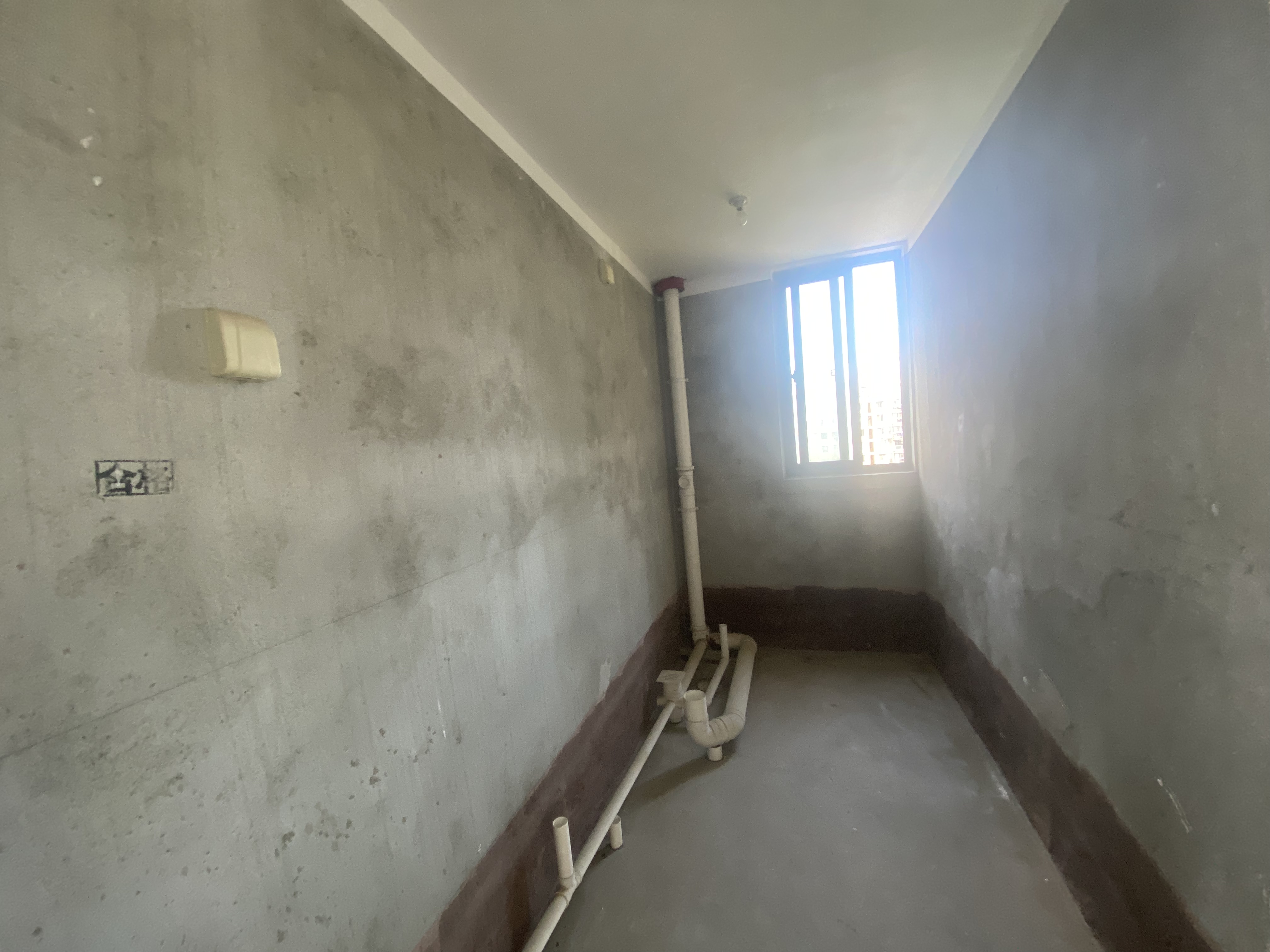 湖畔天下 3室2厅2卫 130m&sup2;