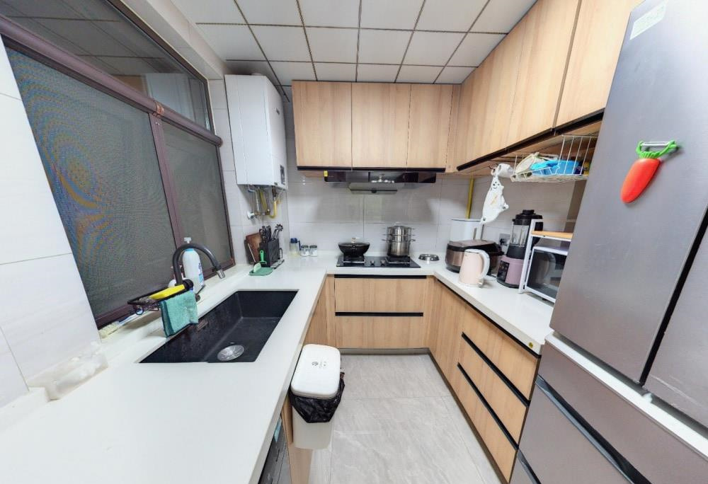 华强城 3室2厅2卫 253m&sup2;