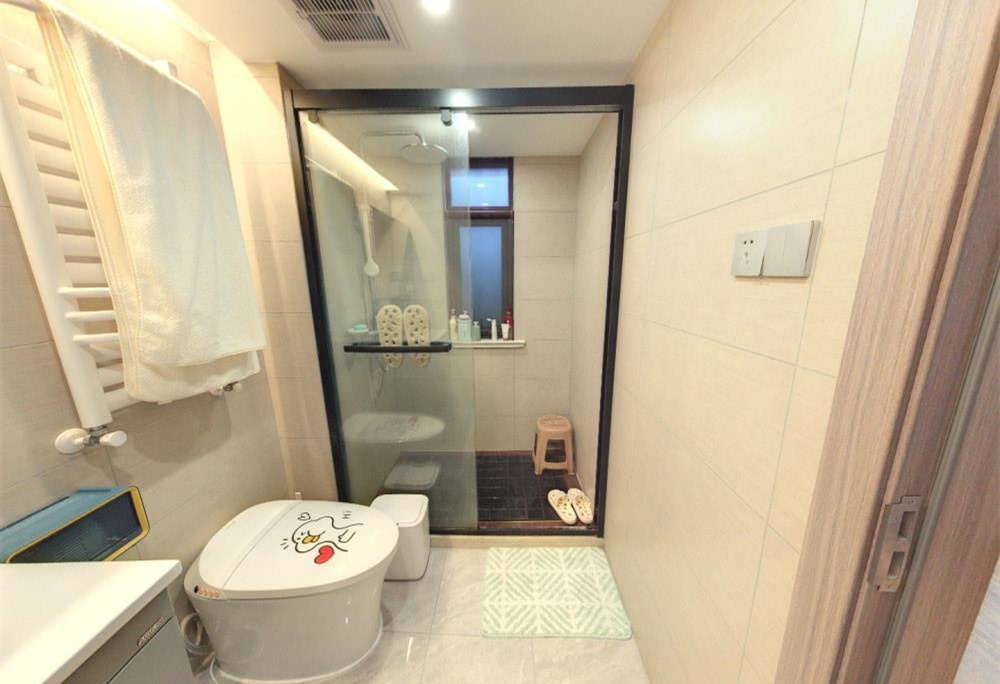华强城 3室2厅2卫 253m&sup2;