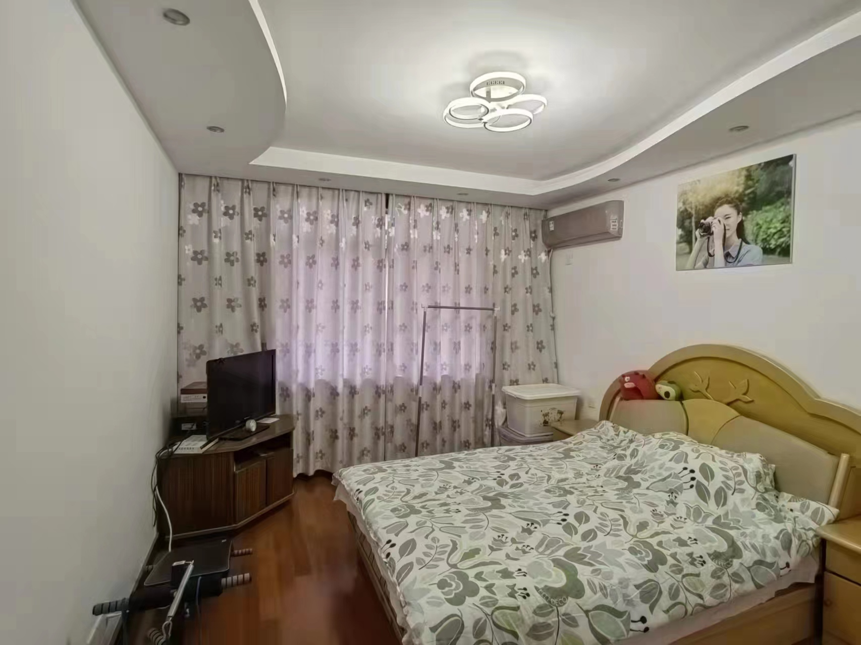 城东小区 4室2厅1卫 137.00m&sup2;