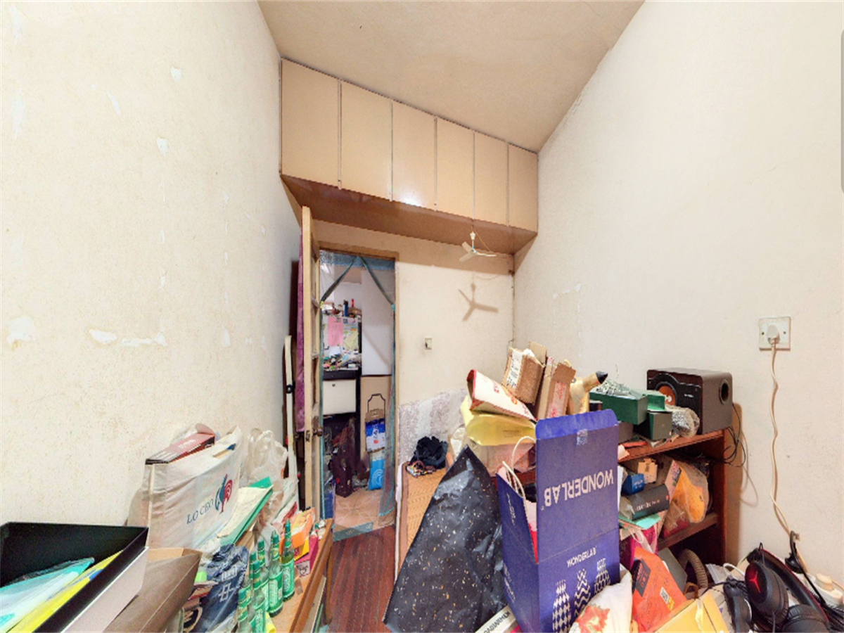 光明新村 3室1厅1卫 83.00m&sup2;