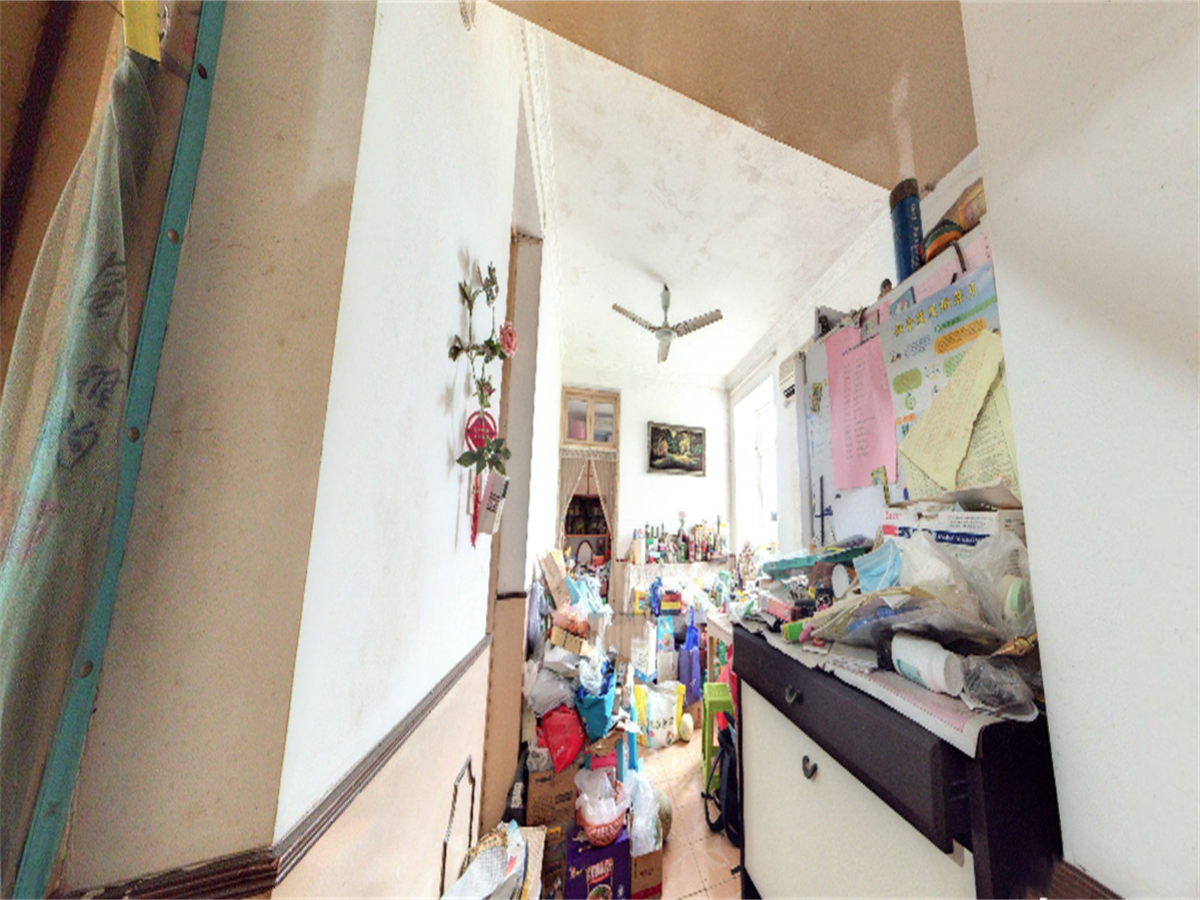 光明新村 3室1厅1卫 83.00m&sup2;