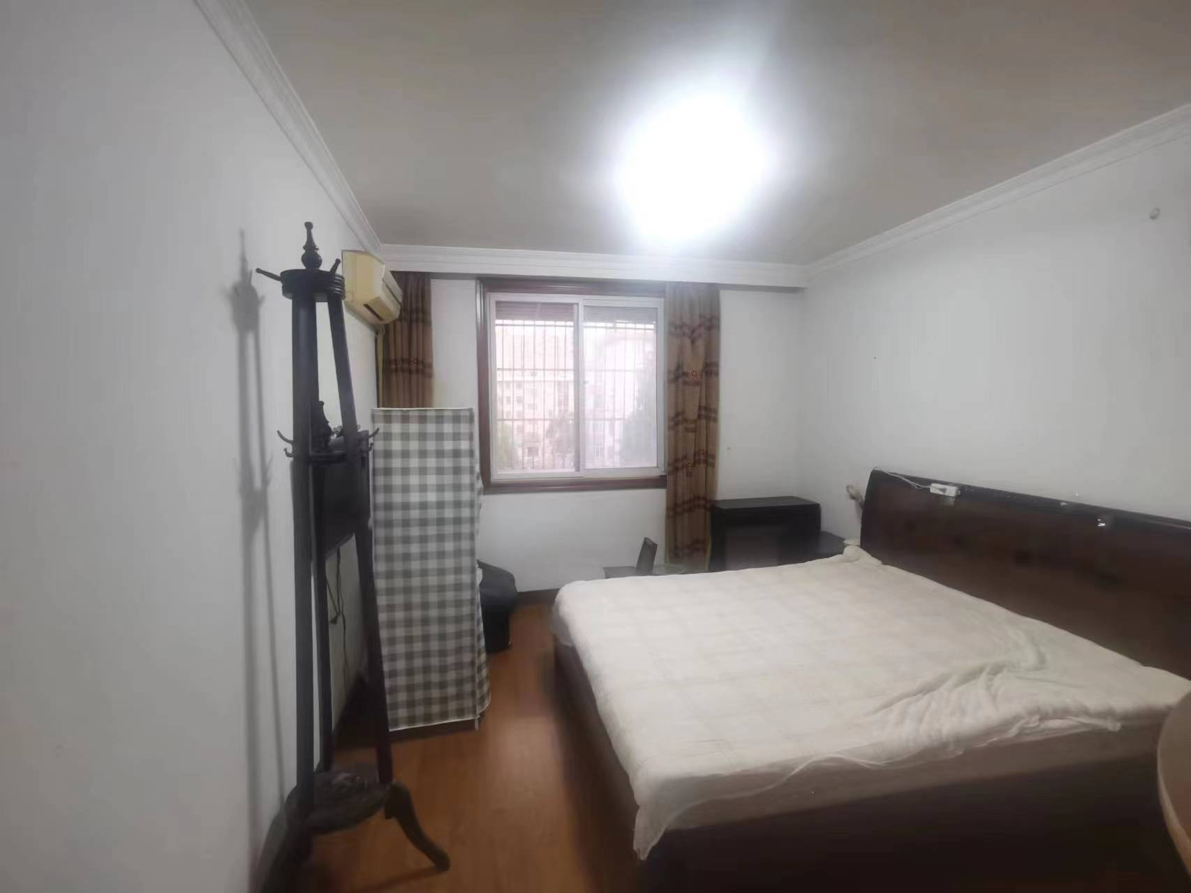 青年中路9号 2室1厅1卫 67m&sup2;