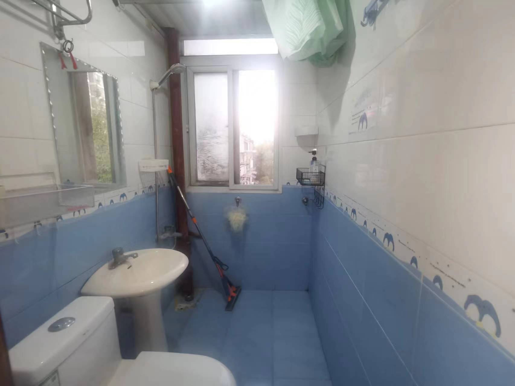 青年中路9号 2室1厅1卫 67m&sup2;