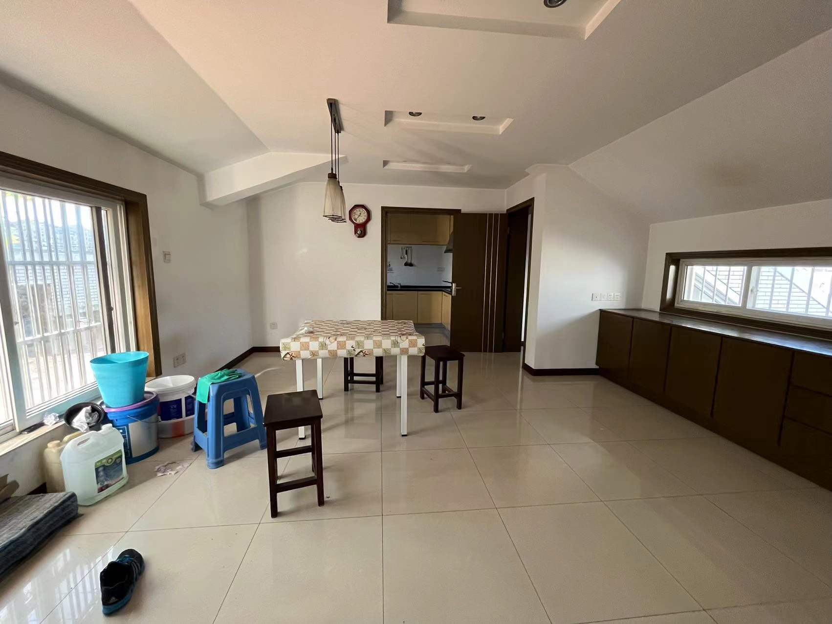 新星苑 4室2厅2卫 137m&sup2;