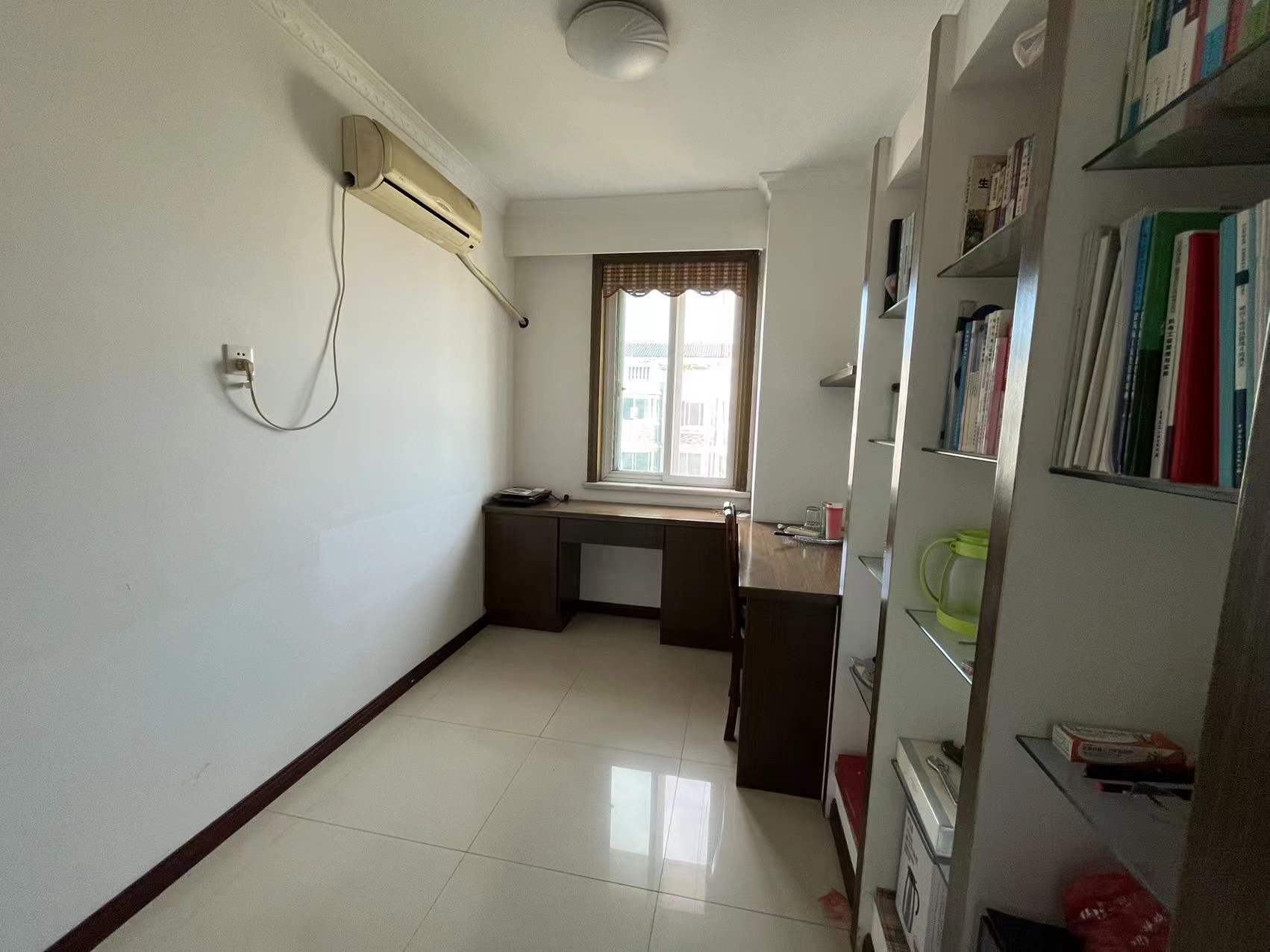 新星苑 4室2厅2卫 137m&sup2;