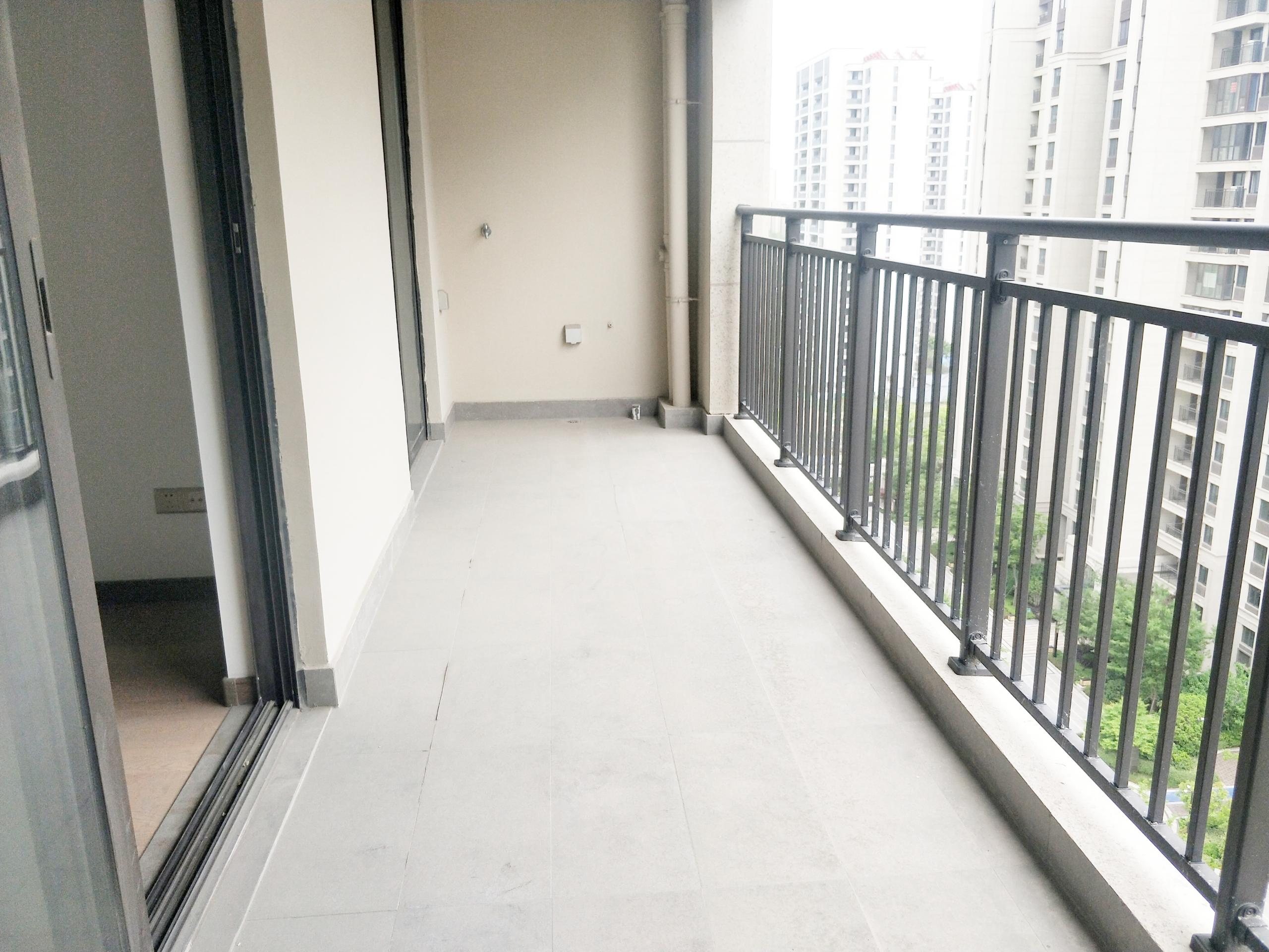 中海上东区 4室2厅2卫 143m&sup2;