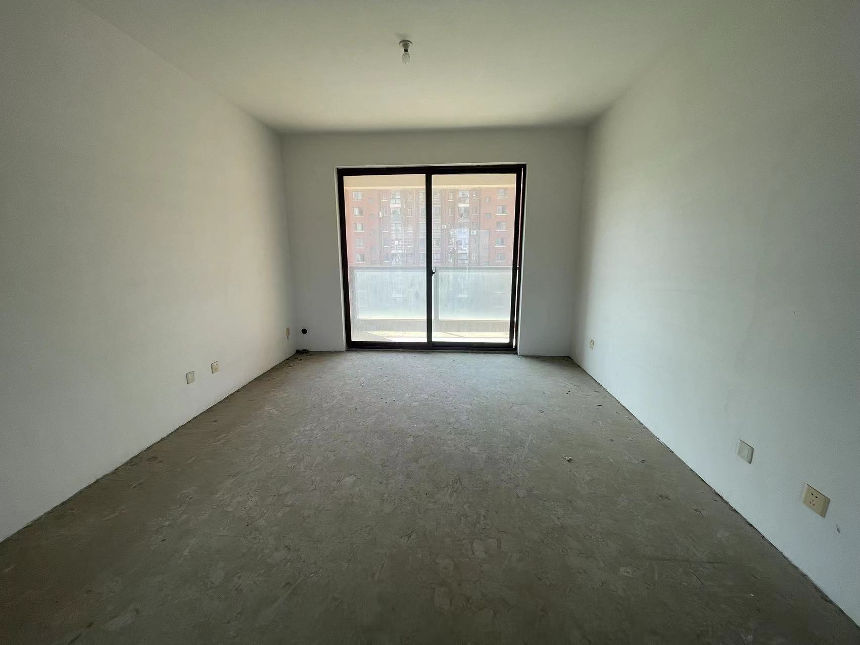 大唐金城 3室2厅1卫 101.00m²